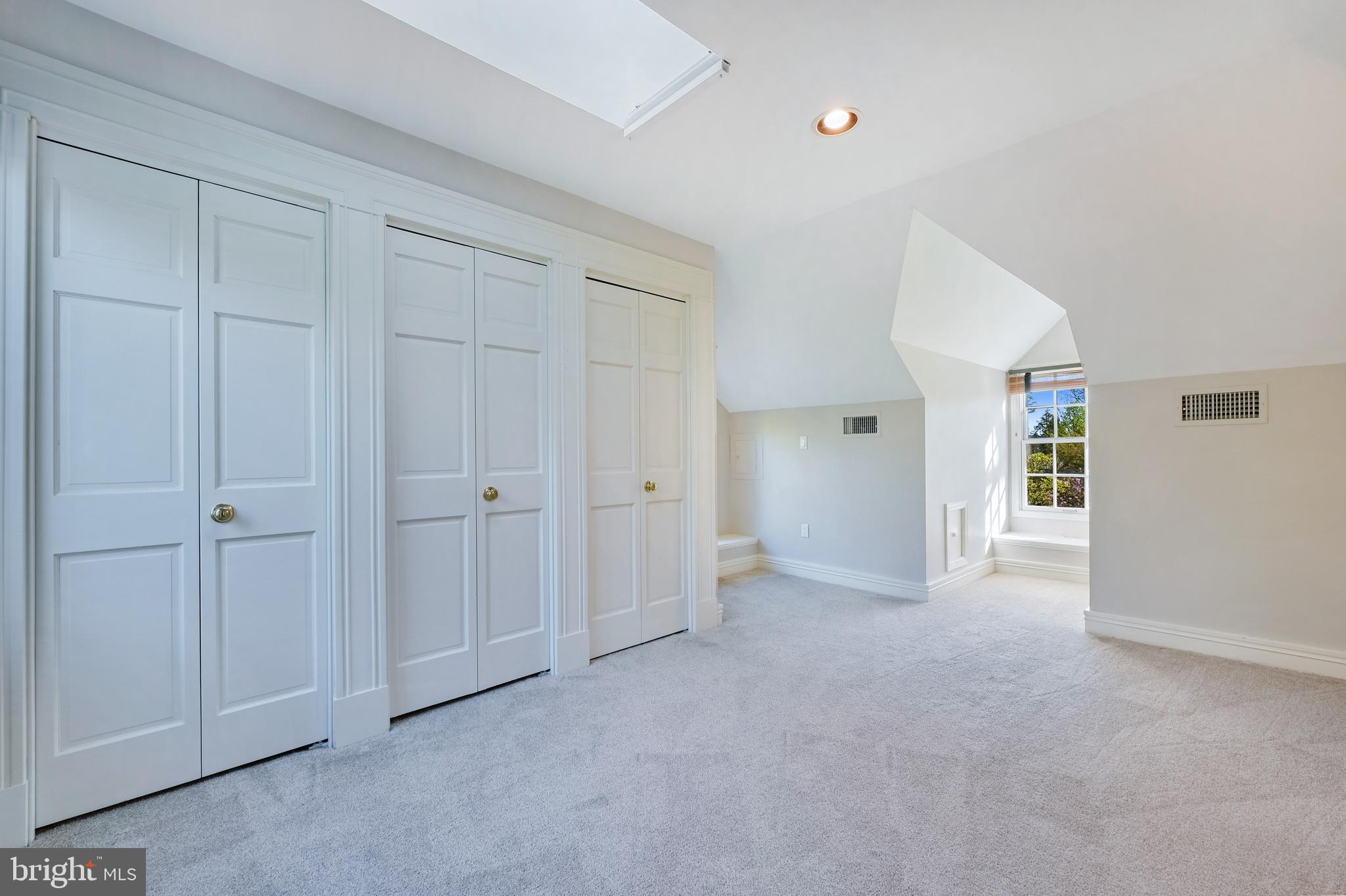 WARDOUR - Residential