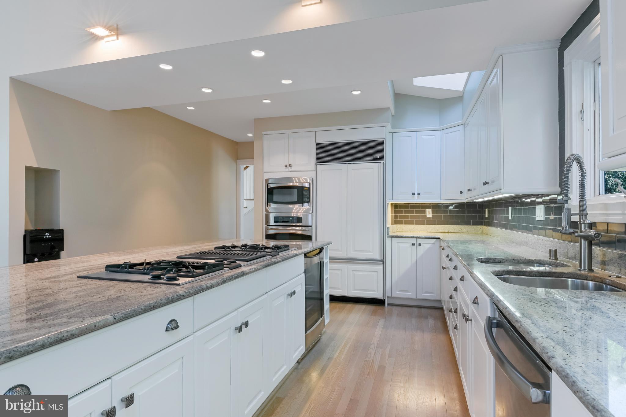 WARDOUR - Residential