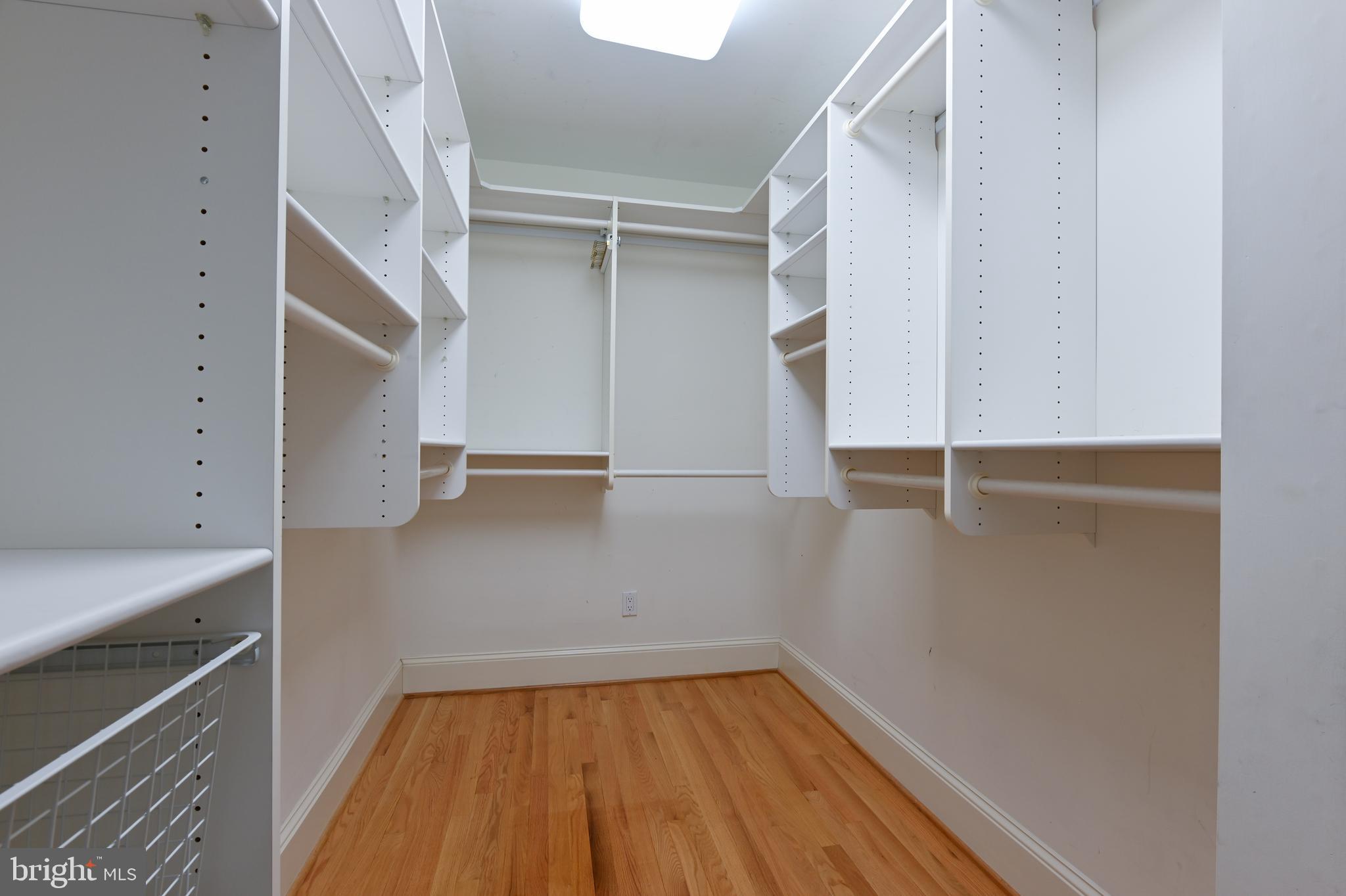 WARDOUR - Residential