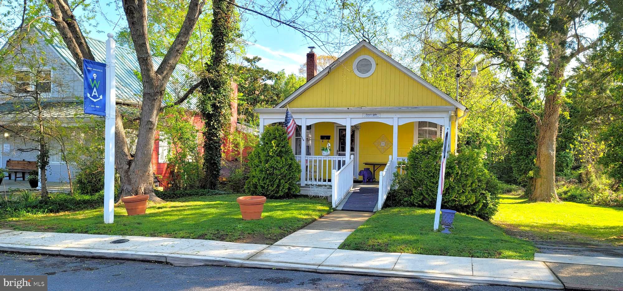 WARDOUR - Residential