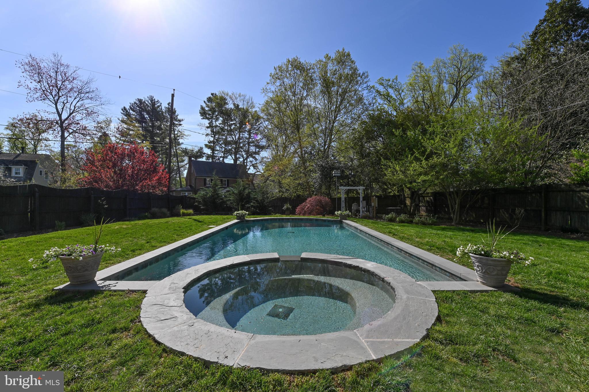 WARDOUR - Residential