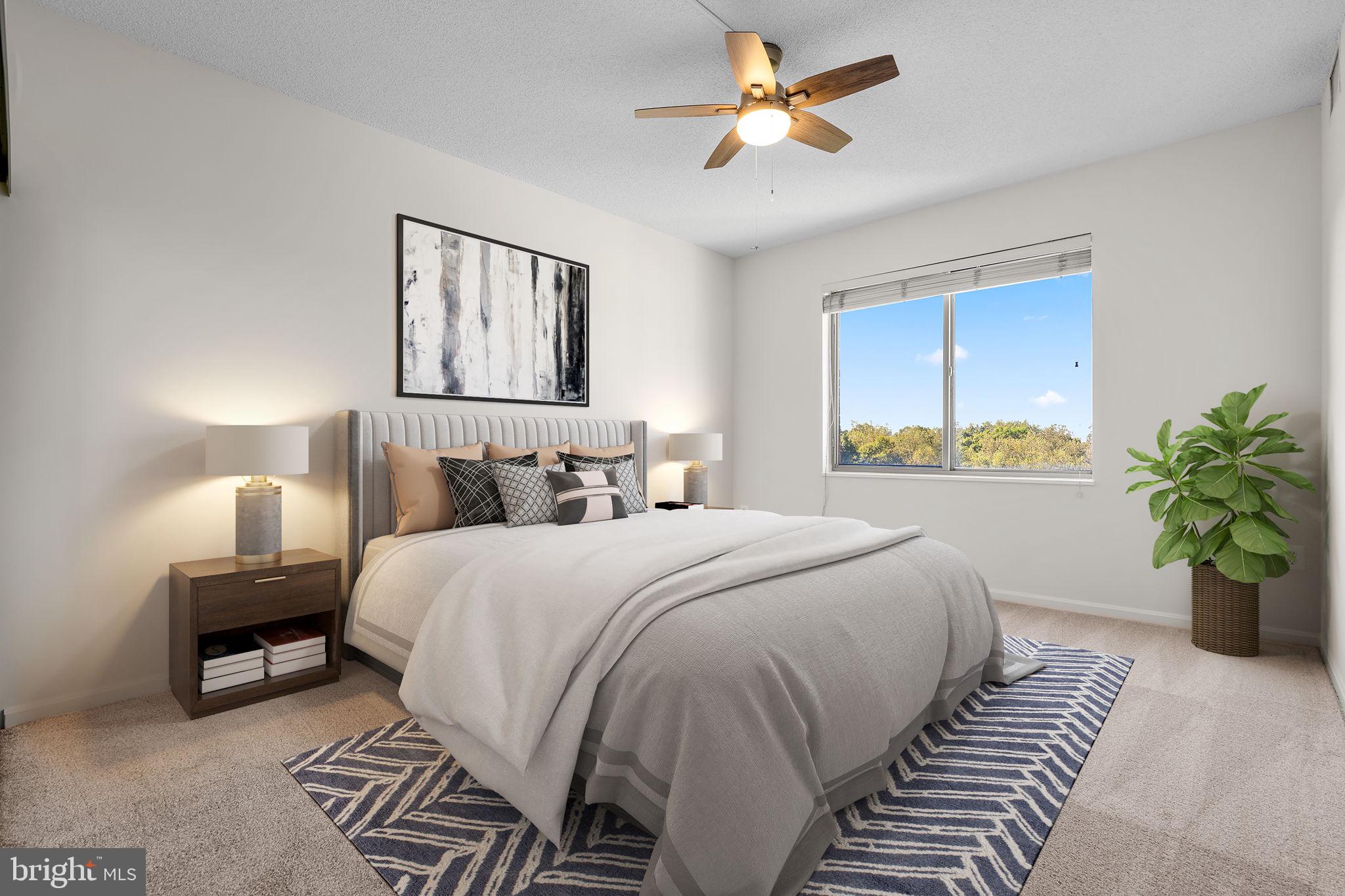 VANTAGE POINT WEST AT LW - Residential