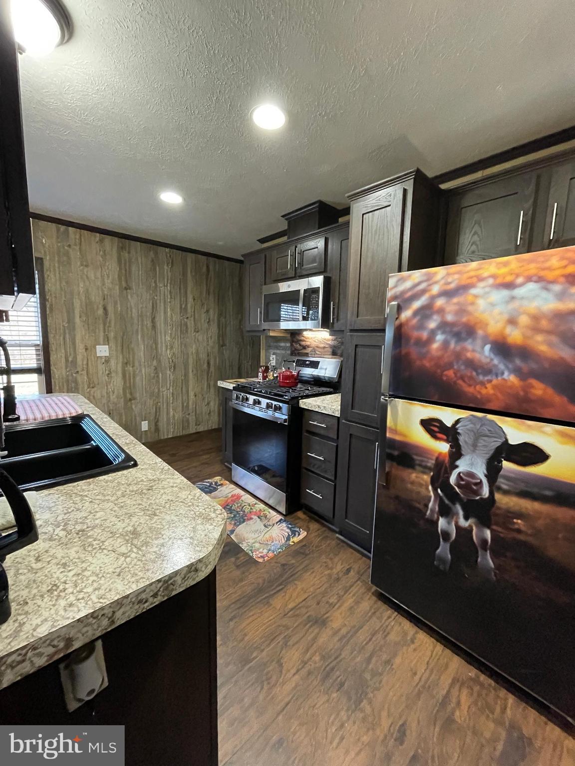 THUNDERBIRD TERRACE - Residential