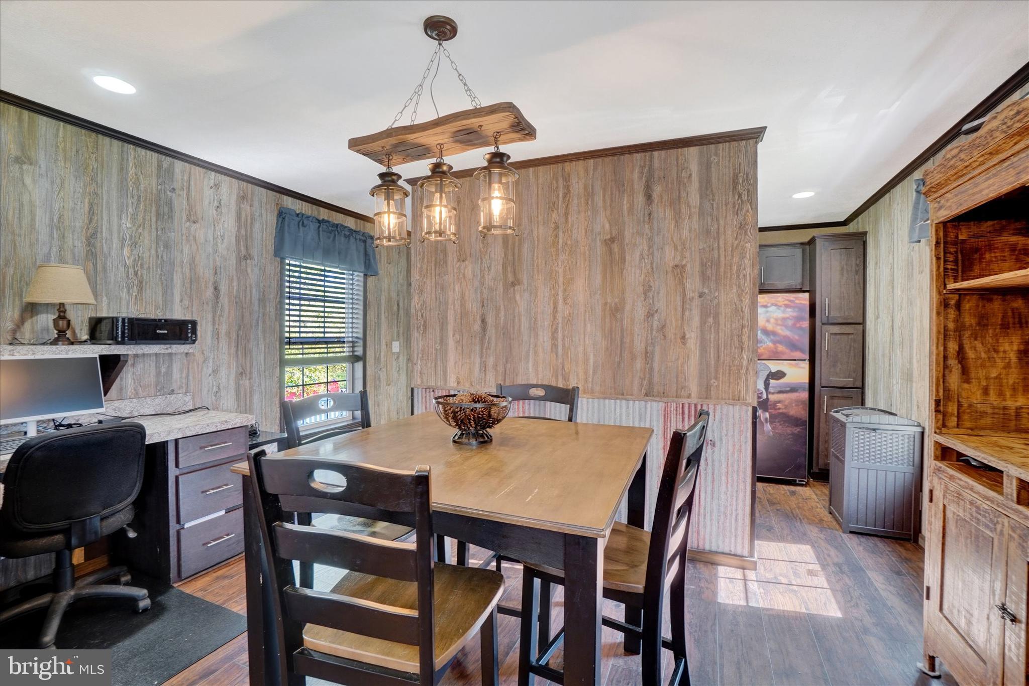 THUNDERBIRD TERRACE - Residential