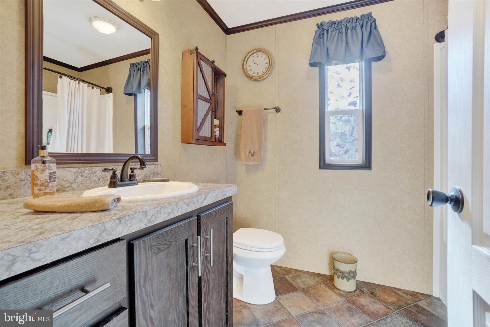 THUNDERBIRD TERRACE - Residential