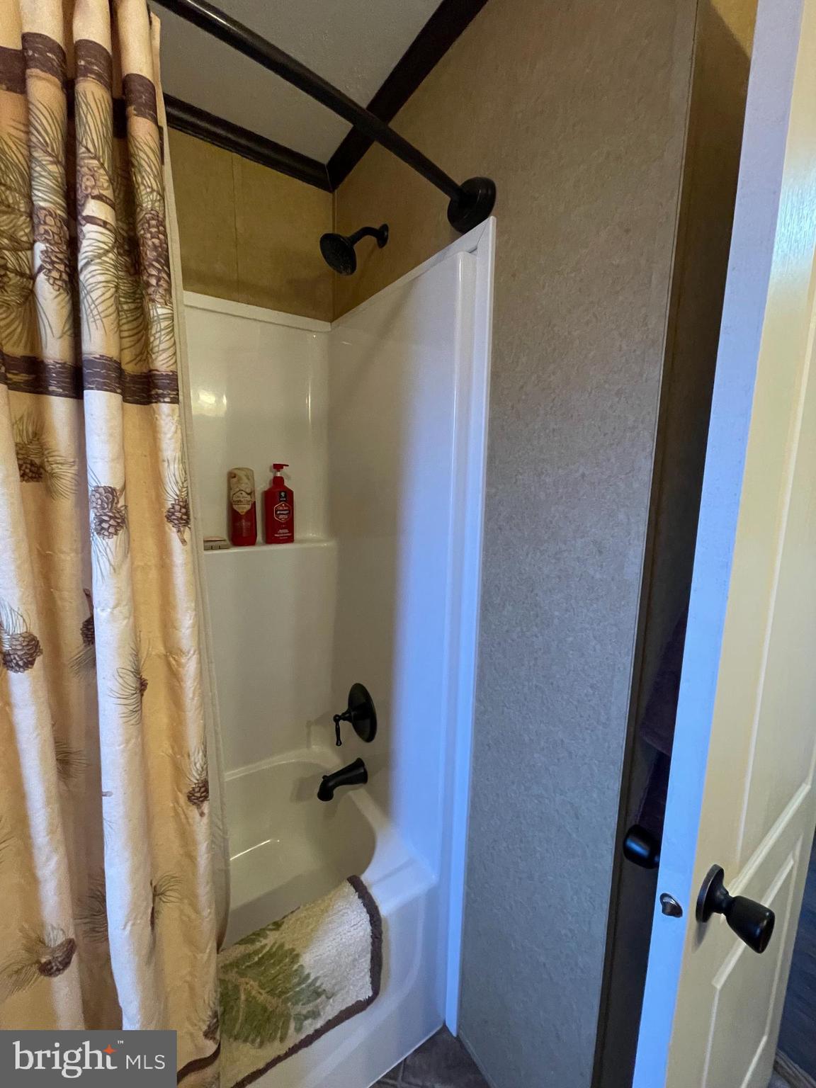 THUNDERBIRD TERRACE - Residential