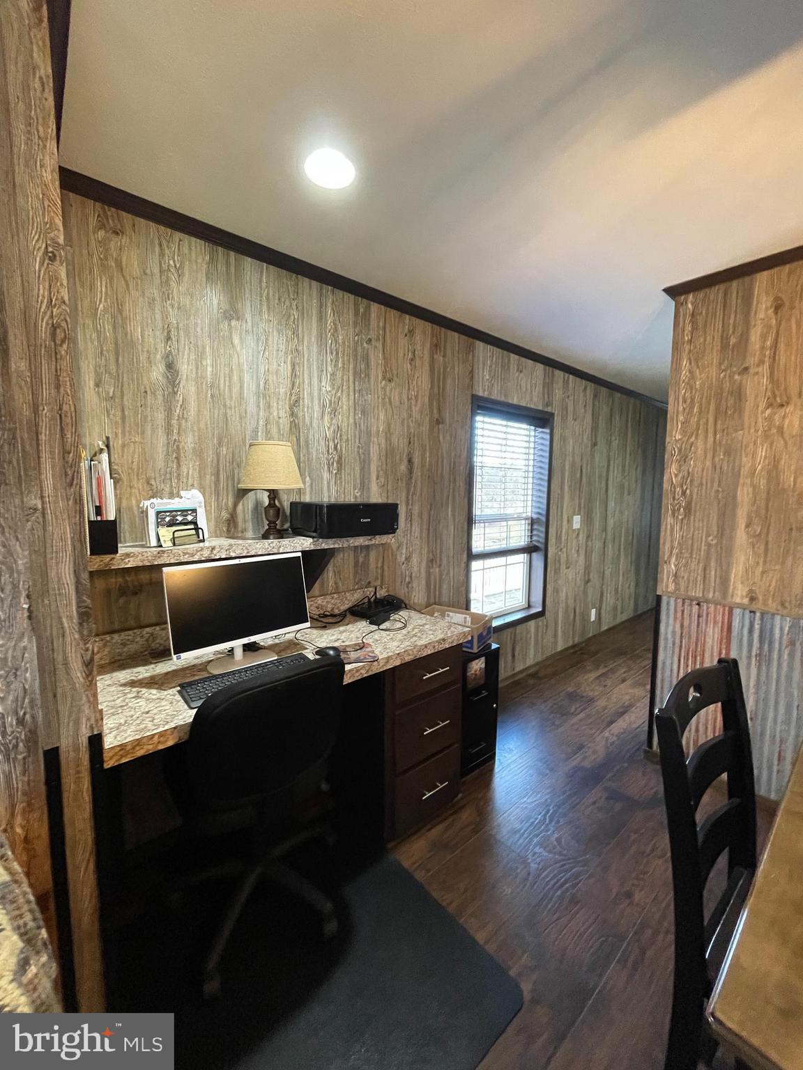 THUNDERBIRD TERRACE - Residential