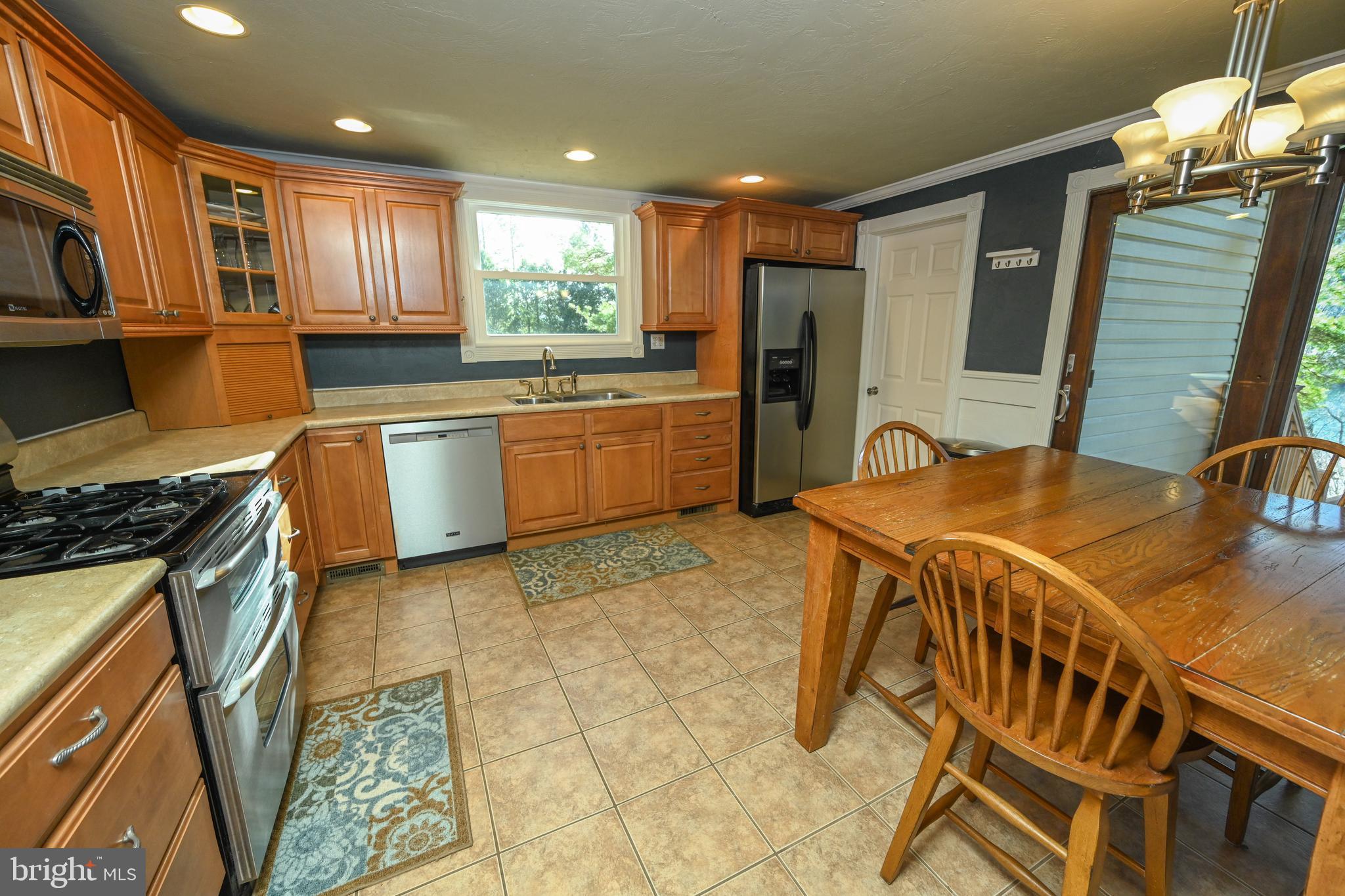 DRIFTWOOD MANOR - Residential