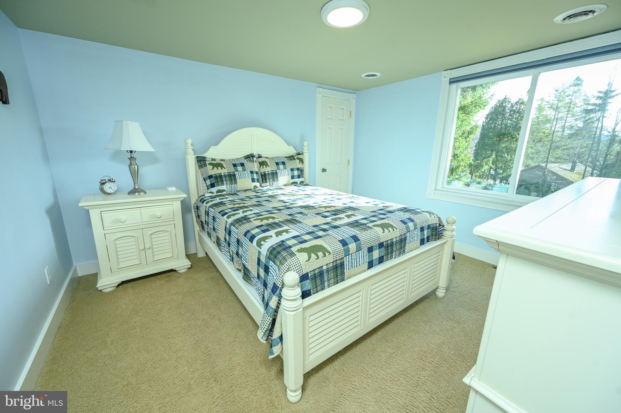 DRIFTWOOD MANOR - Residential