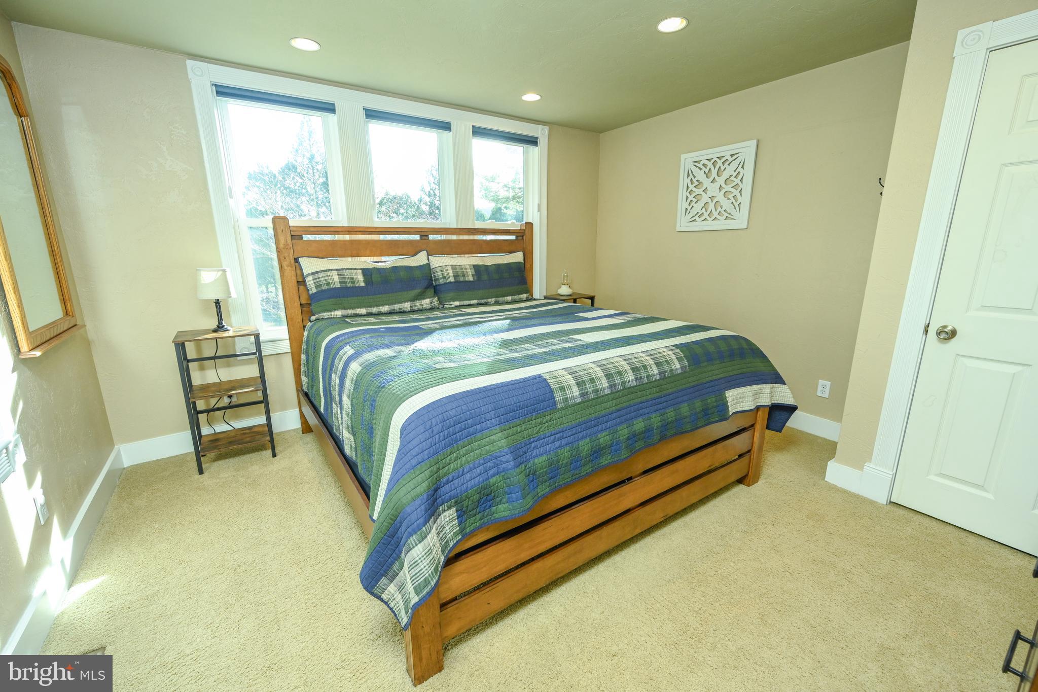 DRIFTWOOD MANOR - Residential