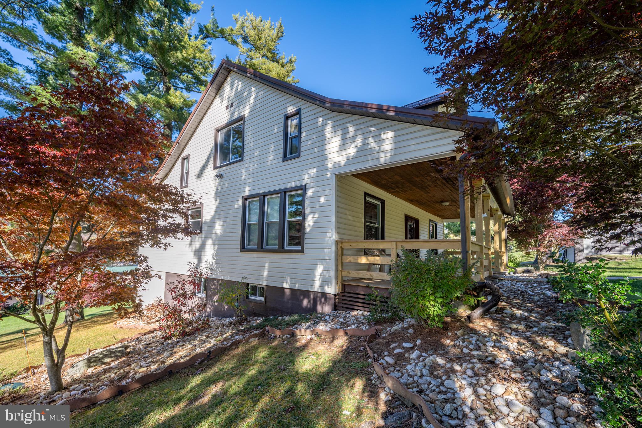 DRIFTWOOD MANOR - Residential