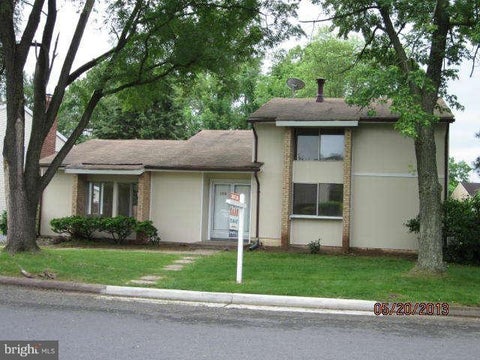 Homes For Rent - 166 Fox Road<br/> STERLING, VA 20164