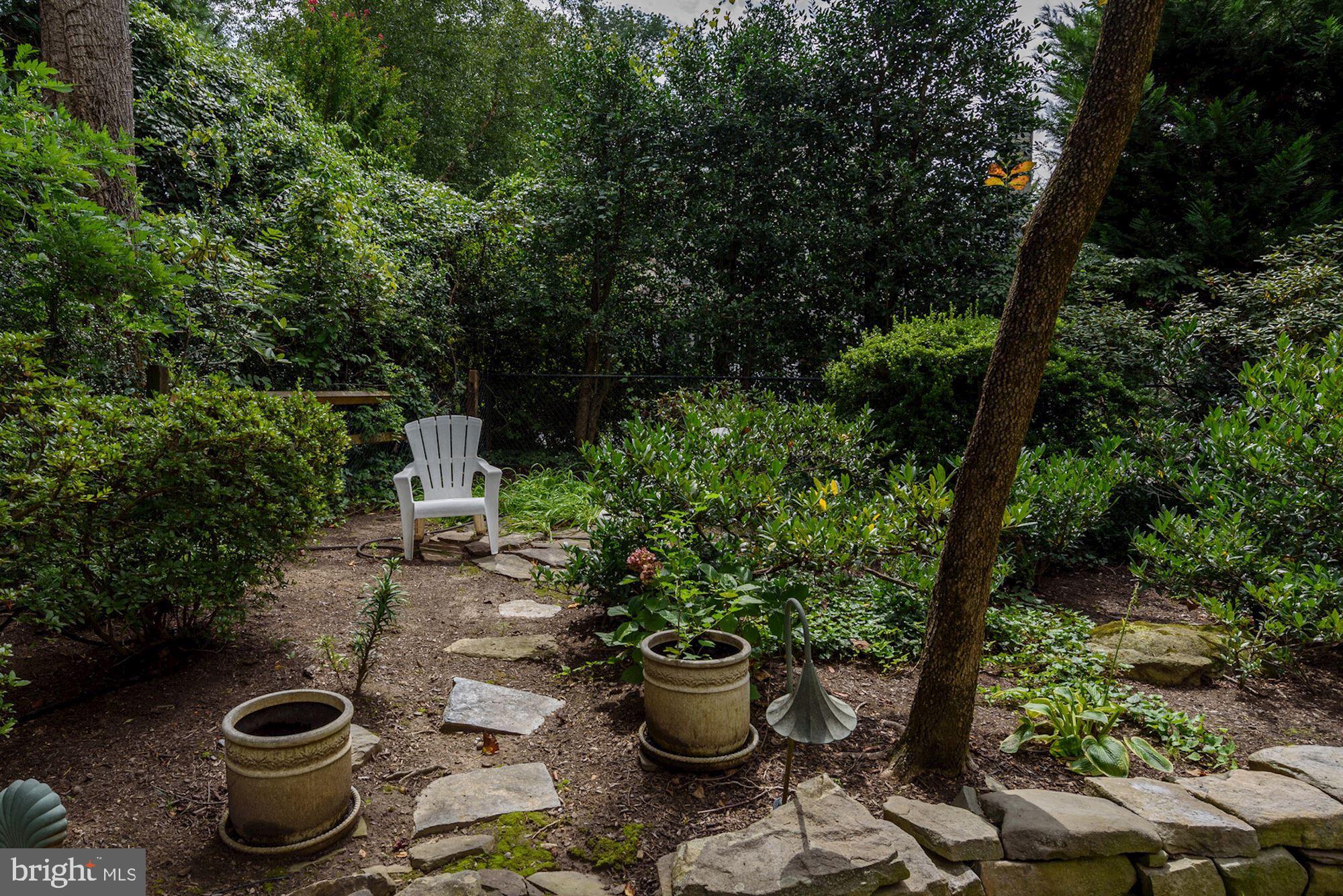 BRADLEY HILLS GROVE - Residential