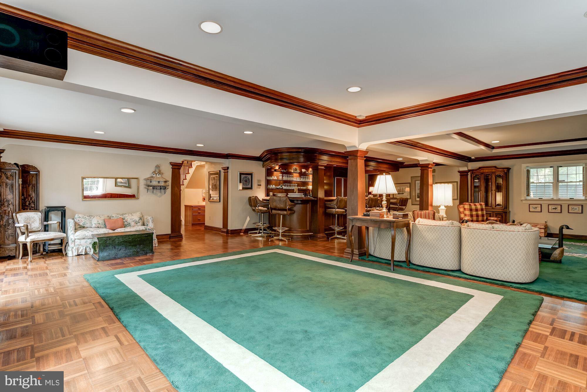 BRADLEY HILLS GROVE - Residential