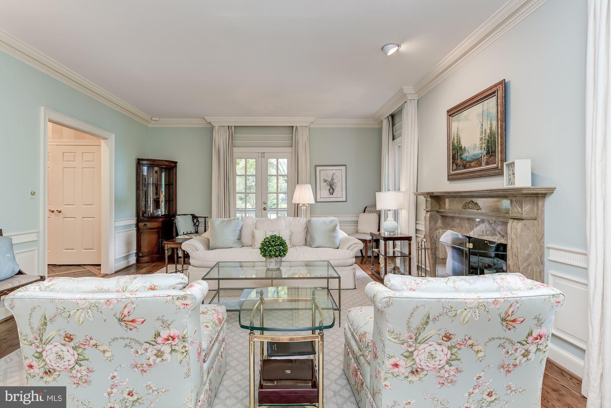 BRADLEY HILLS GROVE - Residential