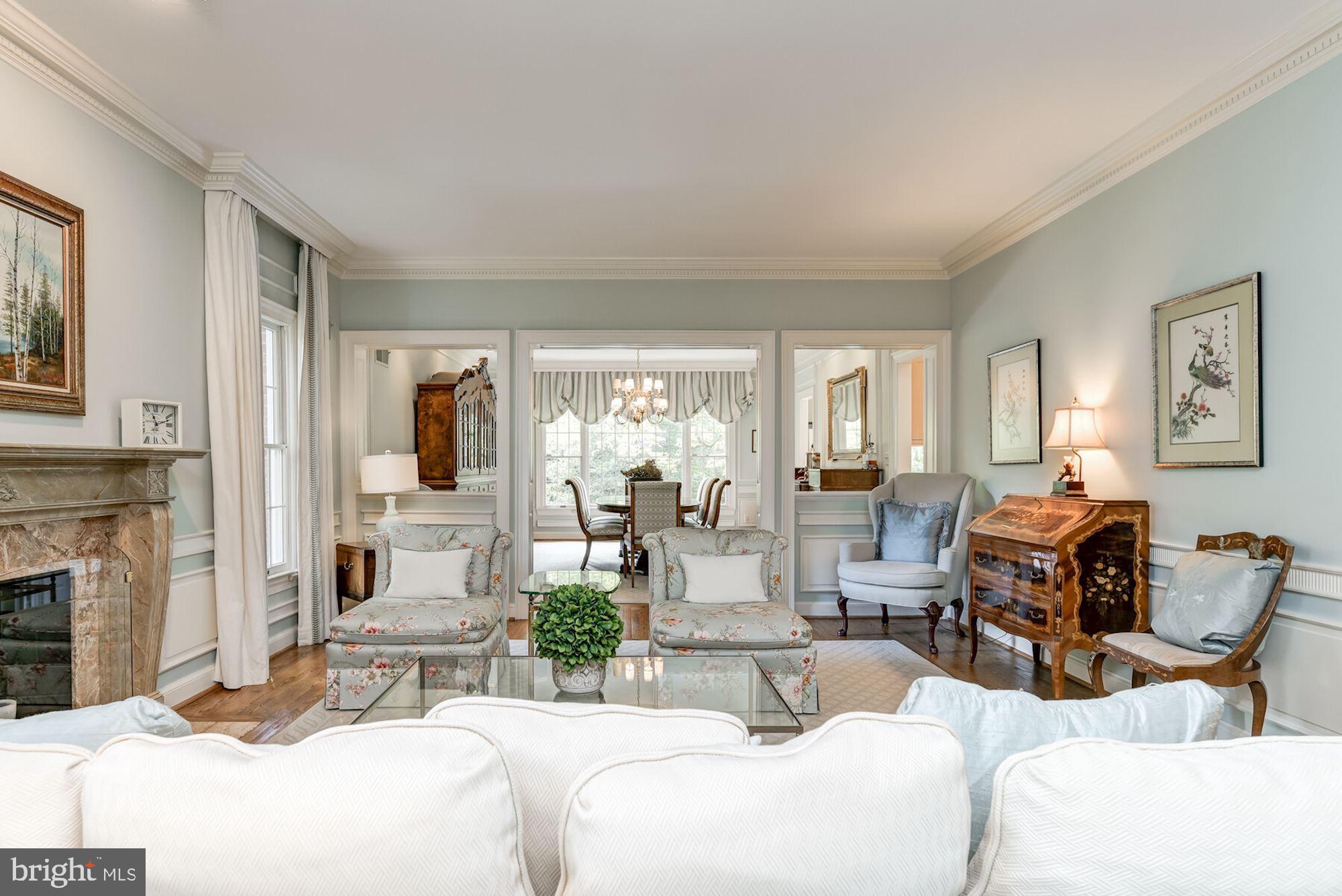 BRADLEY HILLS GROVE - Residential