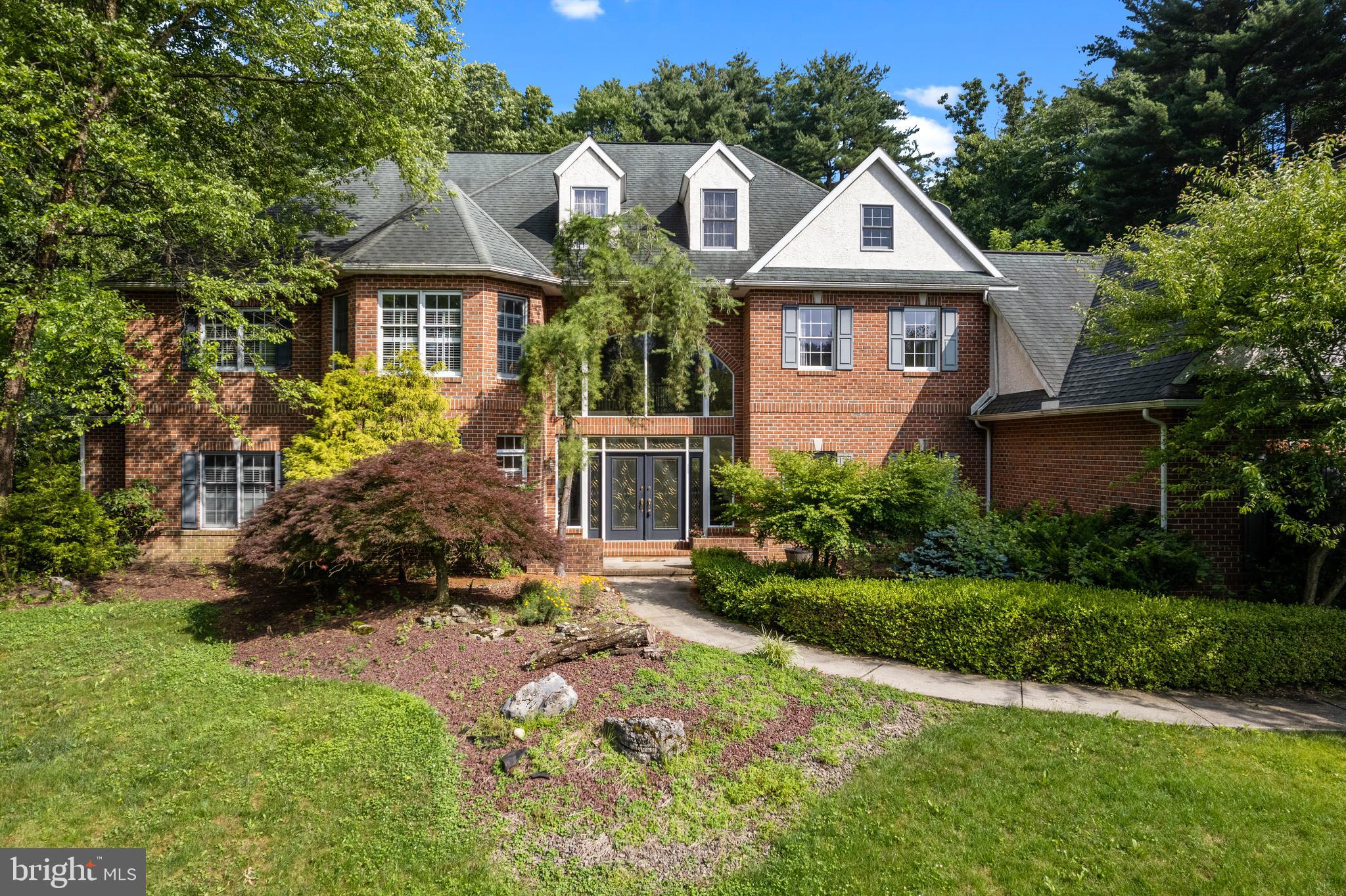 1238 HUNTERS ROAD