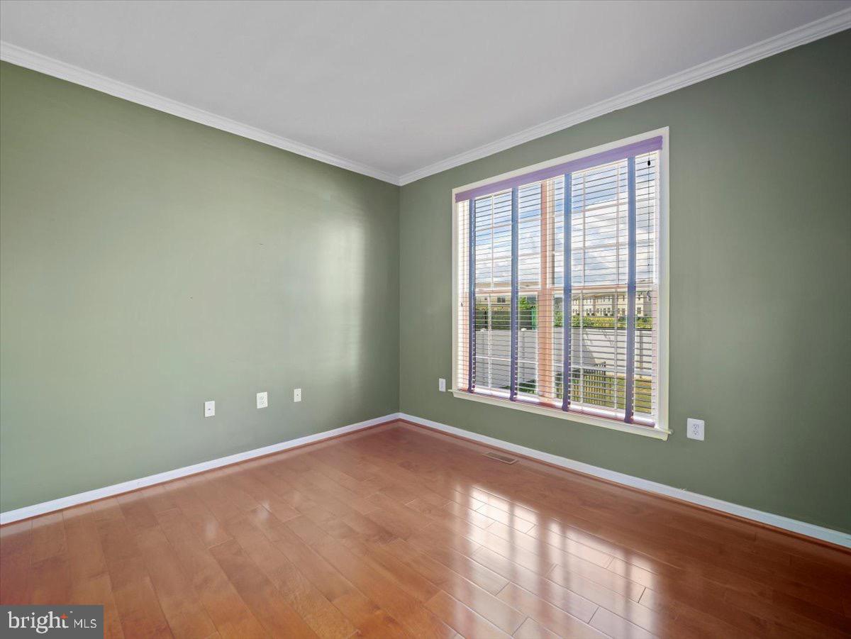 WASHINGTON TRAIL - Residential