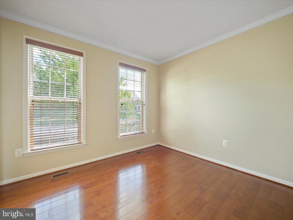 WASHINGTON TRAIL - Residential