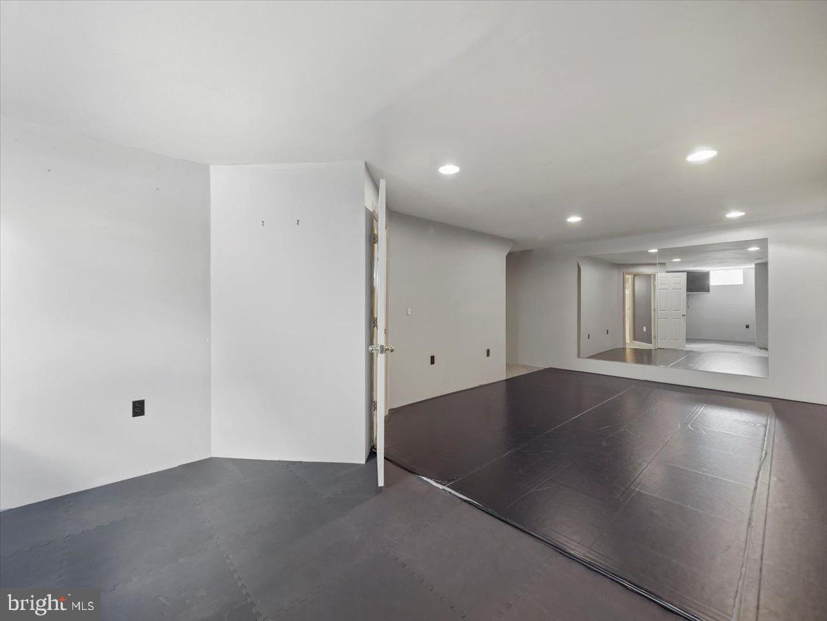 WASHINGTON TRAIL - Residential