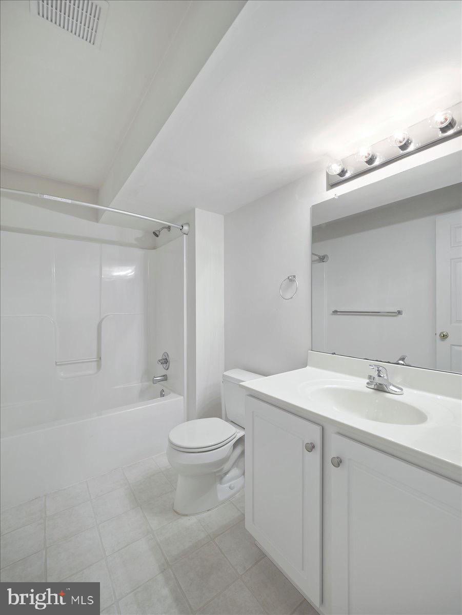 WASHINGTON TRAIL - Residential