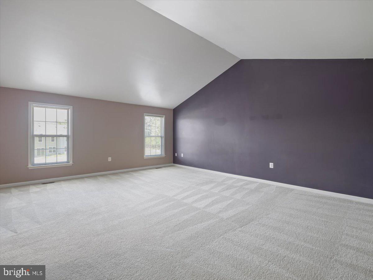 WASHINGTON TRAIL - Residential