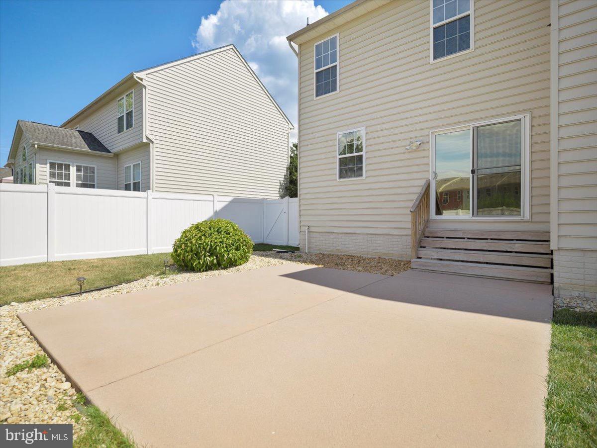 WASHINGTON TRAIL - Residential