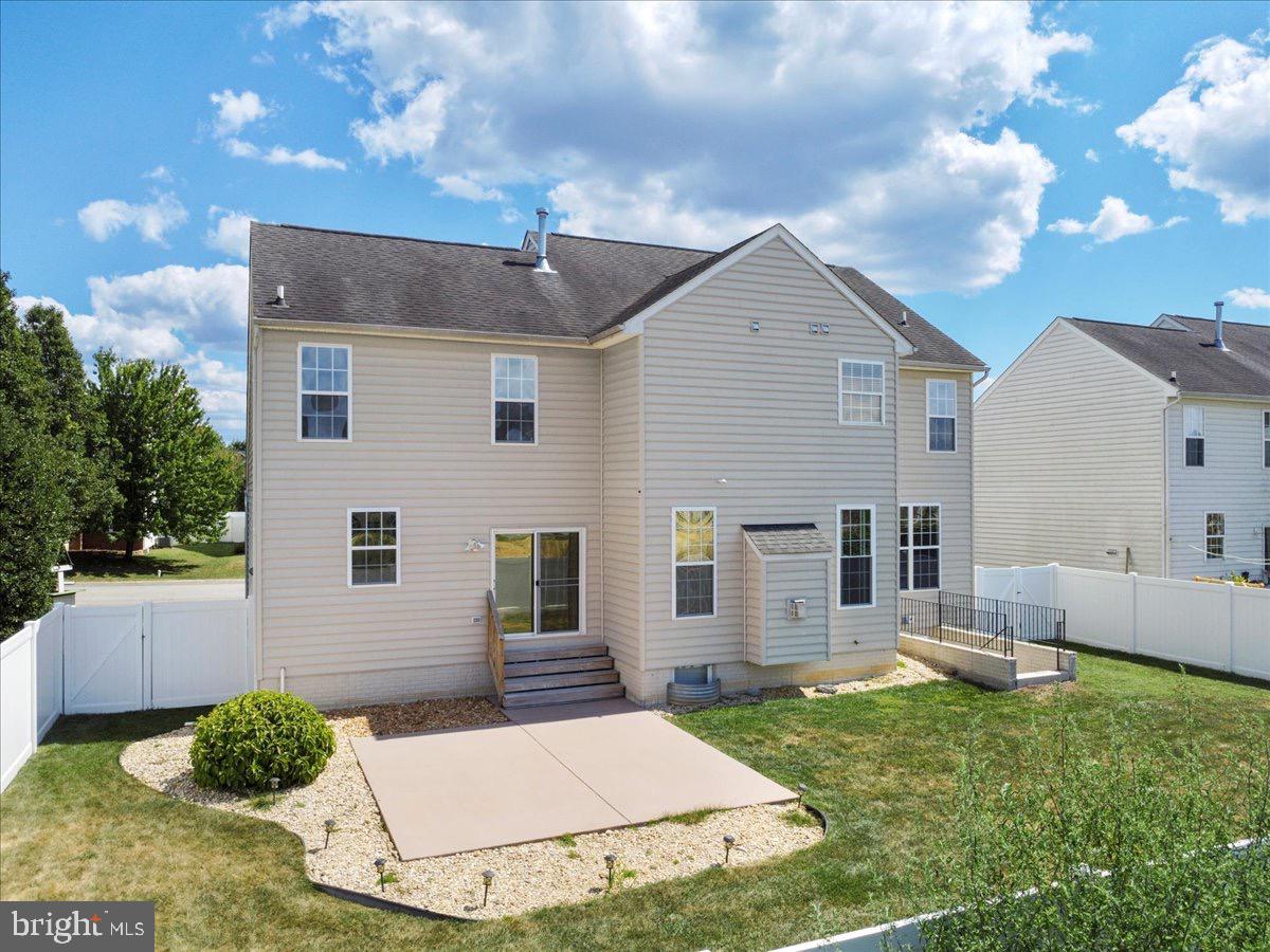 WASHINGTON TRAIL - Residential