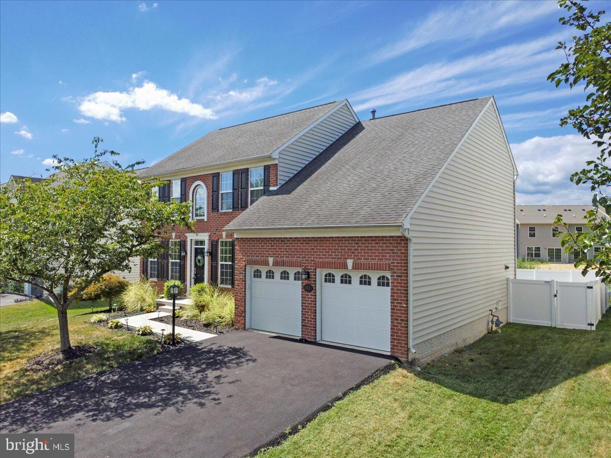 WASHINGTON TRAIL - Residential