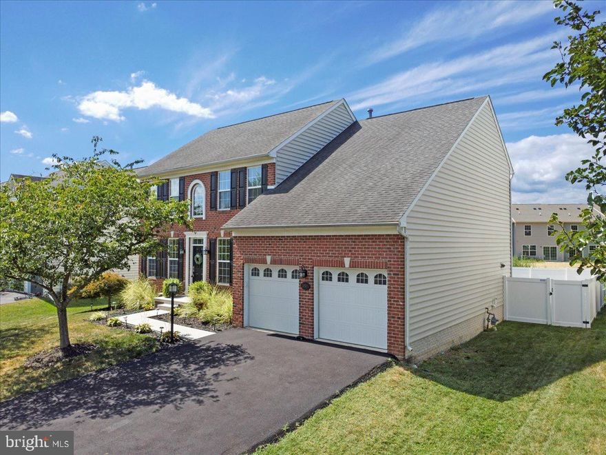 Well maintained colonial in Washington Trails...property boasts 4 bedrooms (possibly 5 in basement), 3.5 bathrooms, fully fenced rear yard with concrete patio.  It's not too late to enjoy the summer days and coming fall outside right off the kitchen.  The basement offers extra living for tv space or work out area.  Property is move in ready with your few touches.