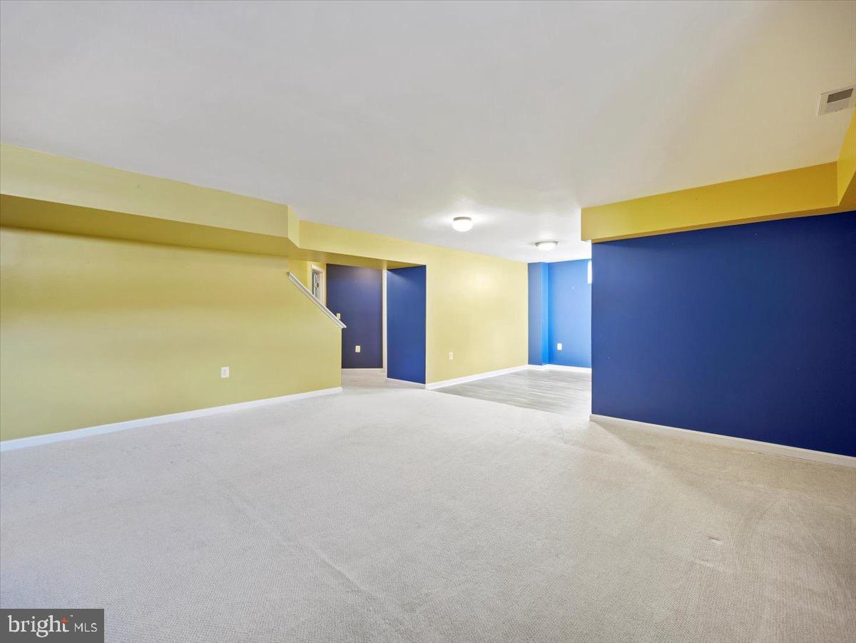 WASHINGTON TRAIL - Residential