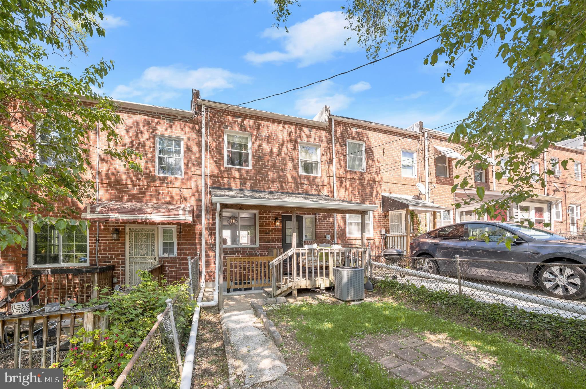 WEST HILLS - Residential