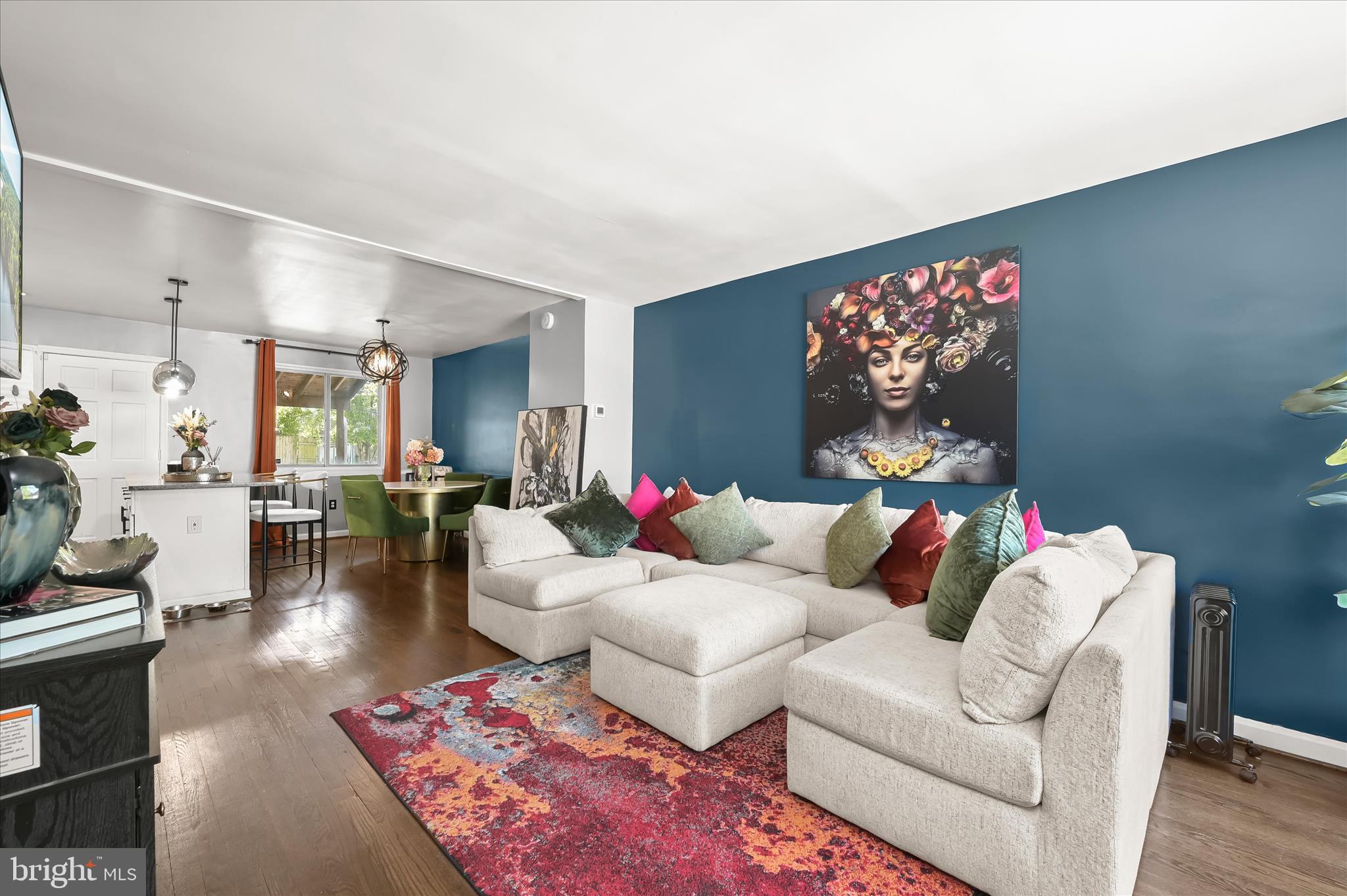 WEST HILLS - Residential