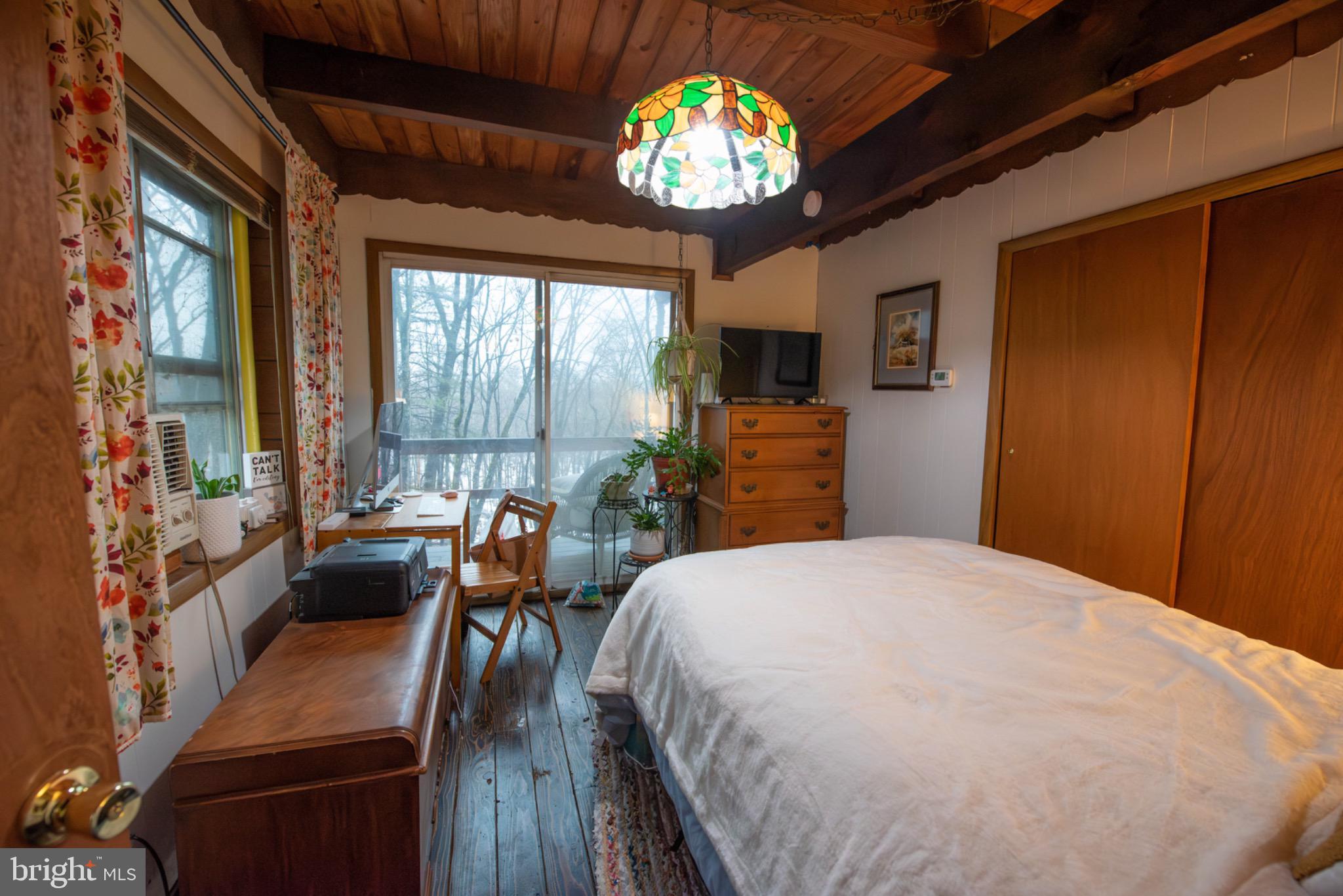 POCONO MOUNTAIN LAKE ESTATES - Residential