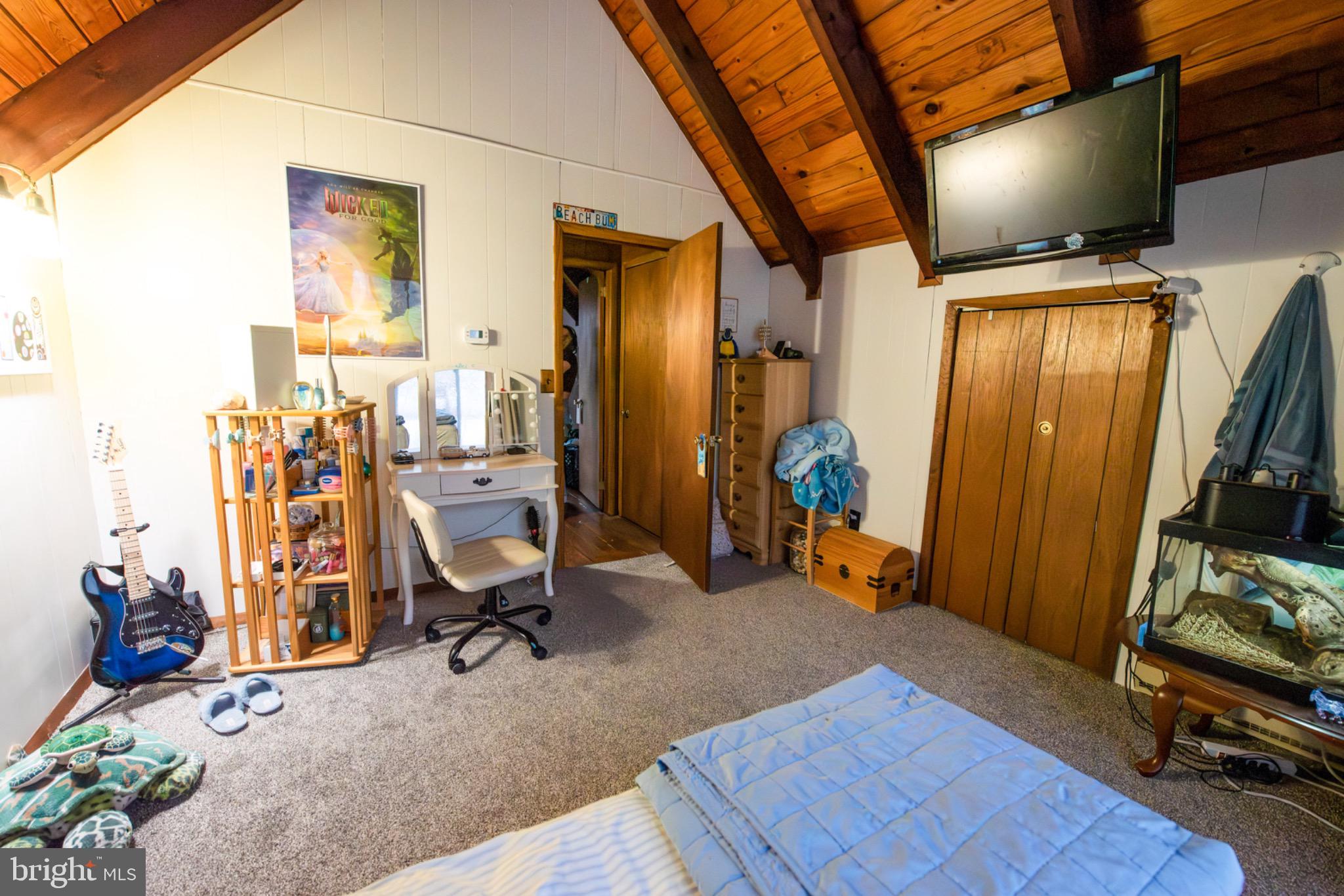 POCONO MOUNTAIN LAKE ESTATES - Residential