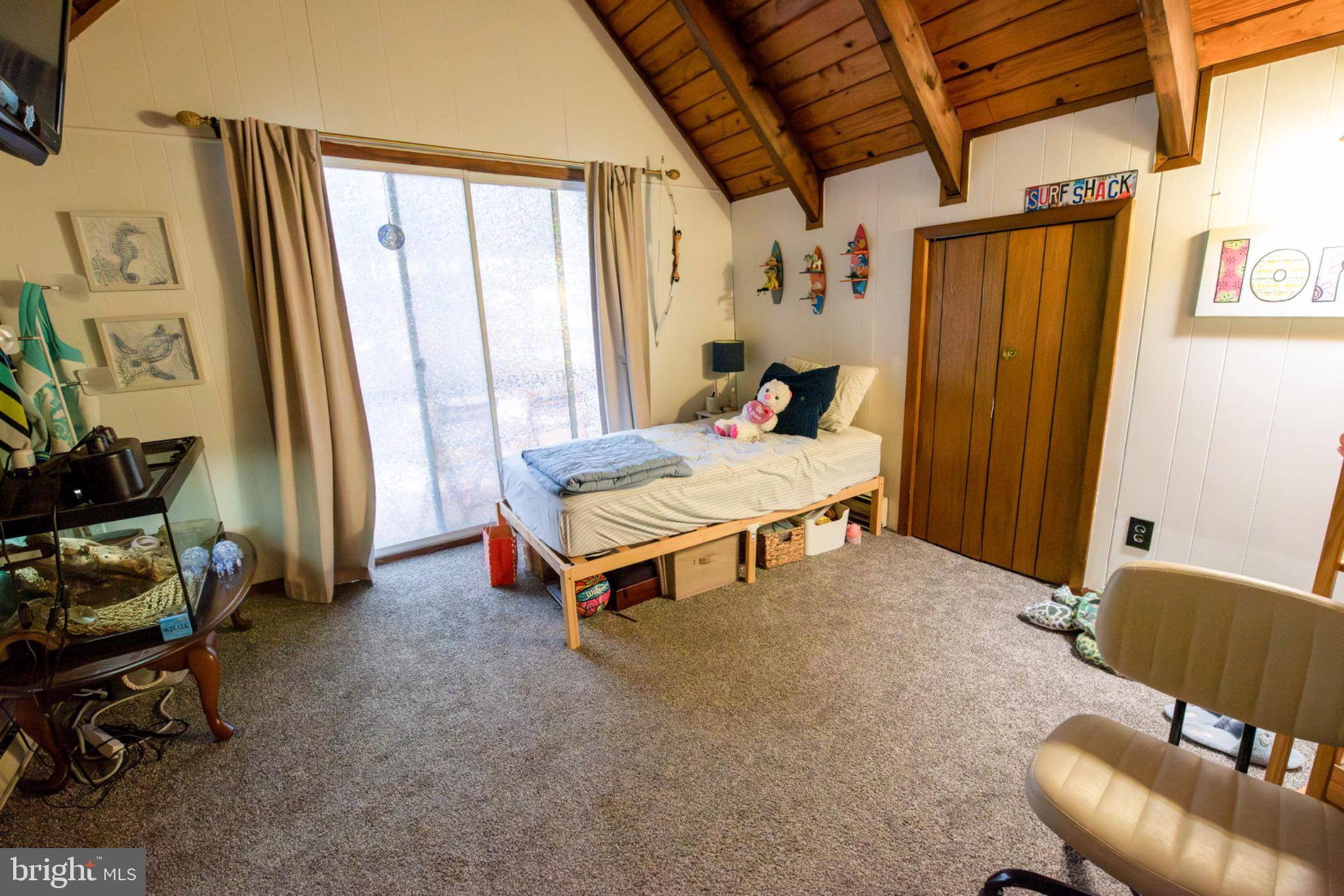 POCONO MOUNTAIN LAKE ESTATES - Residential