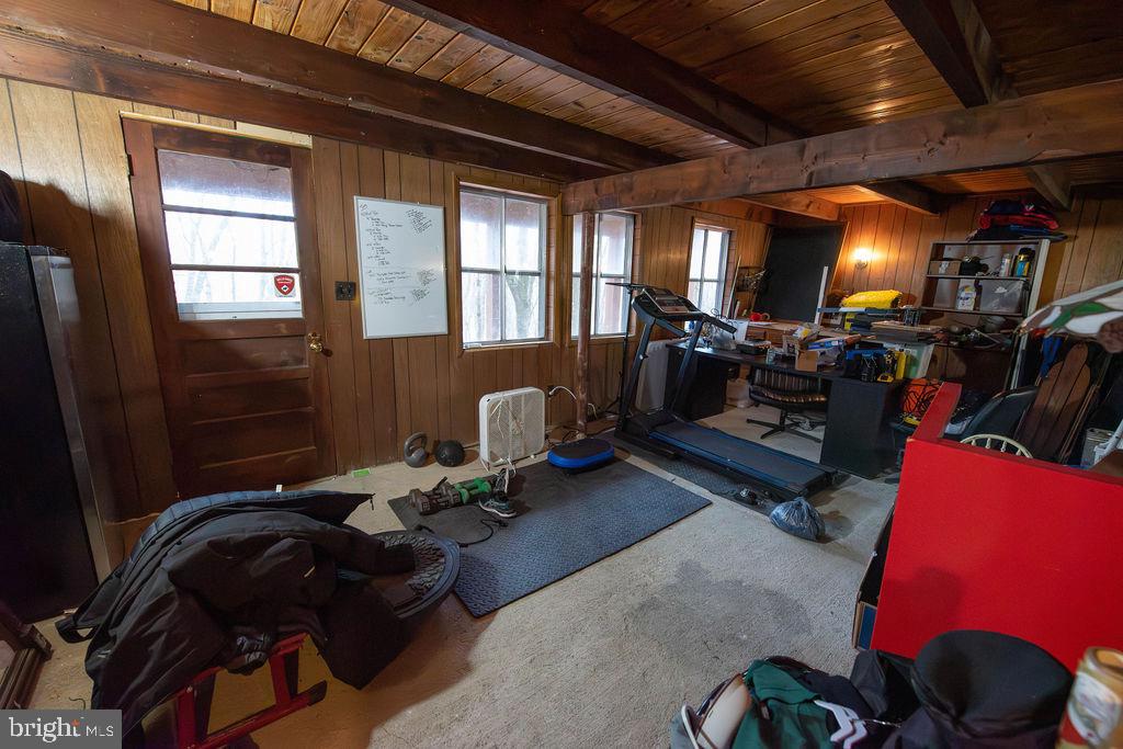 POCONO MOUNTAIN LAKE ESTATES - Residential