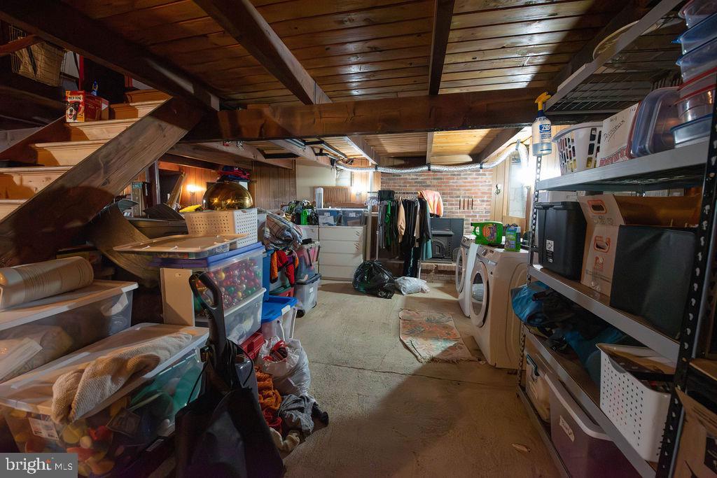 POCONO MOUNTAIN LAKE ESTATES - Residential