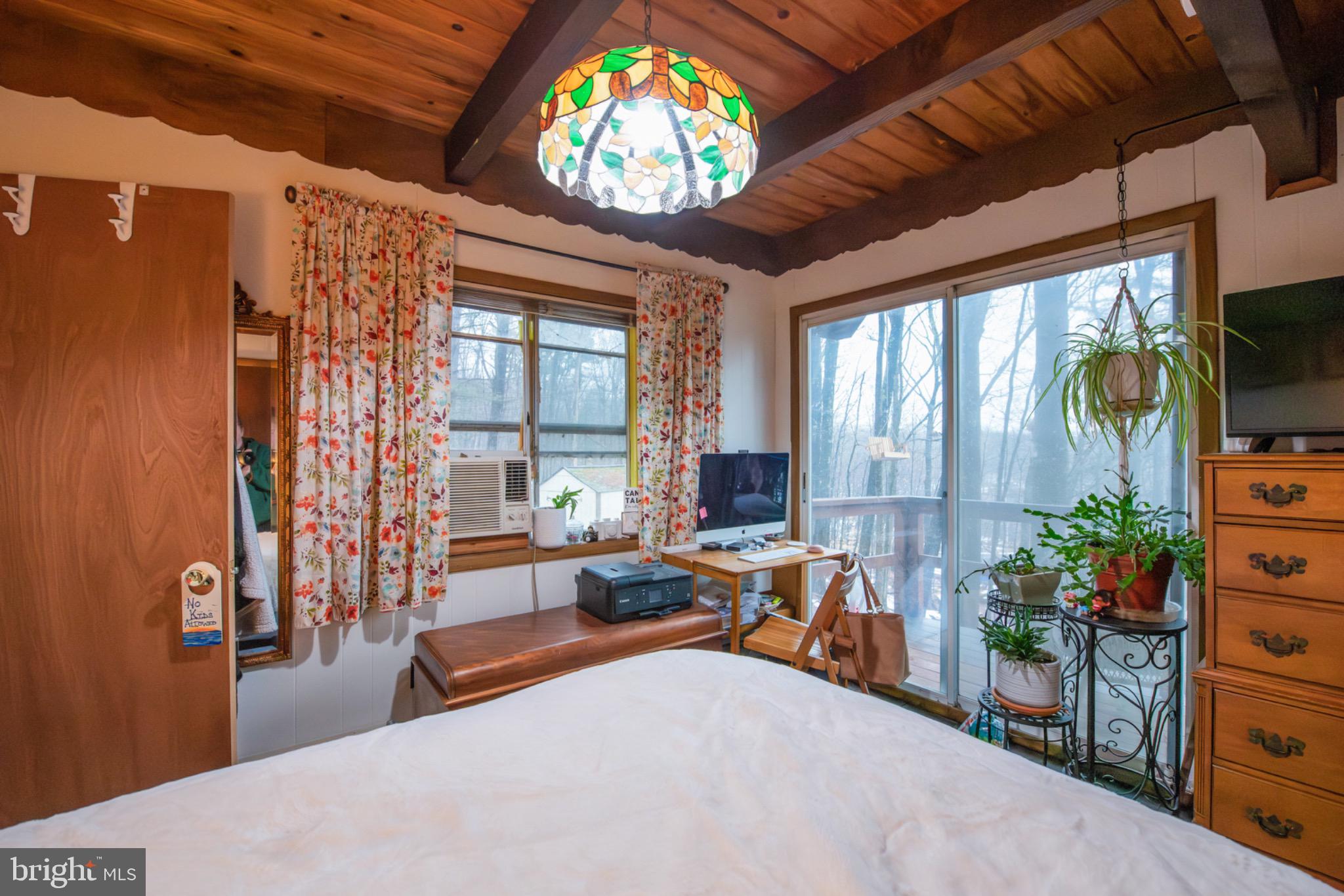 POCONO MOUNTAIN LAKE ESTATES - Residential