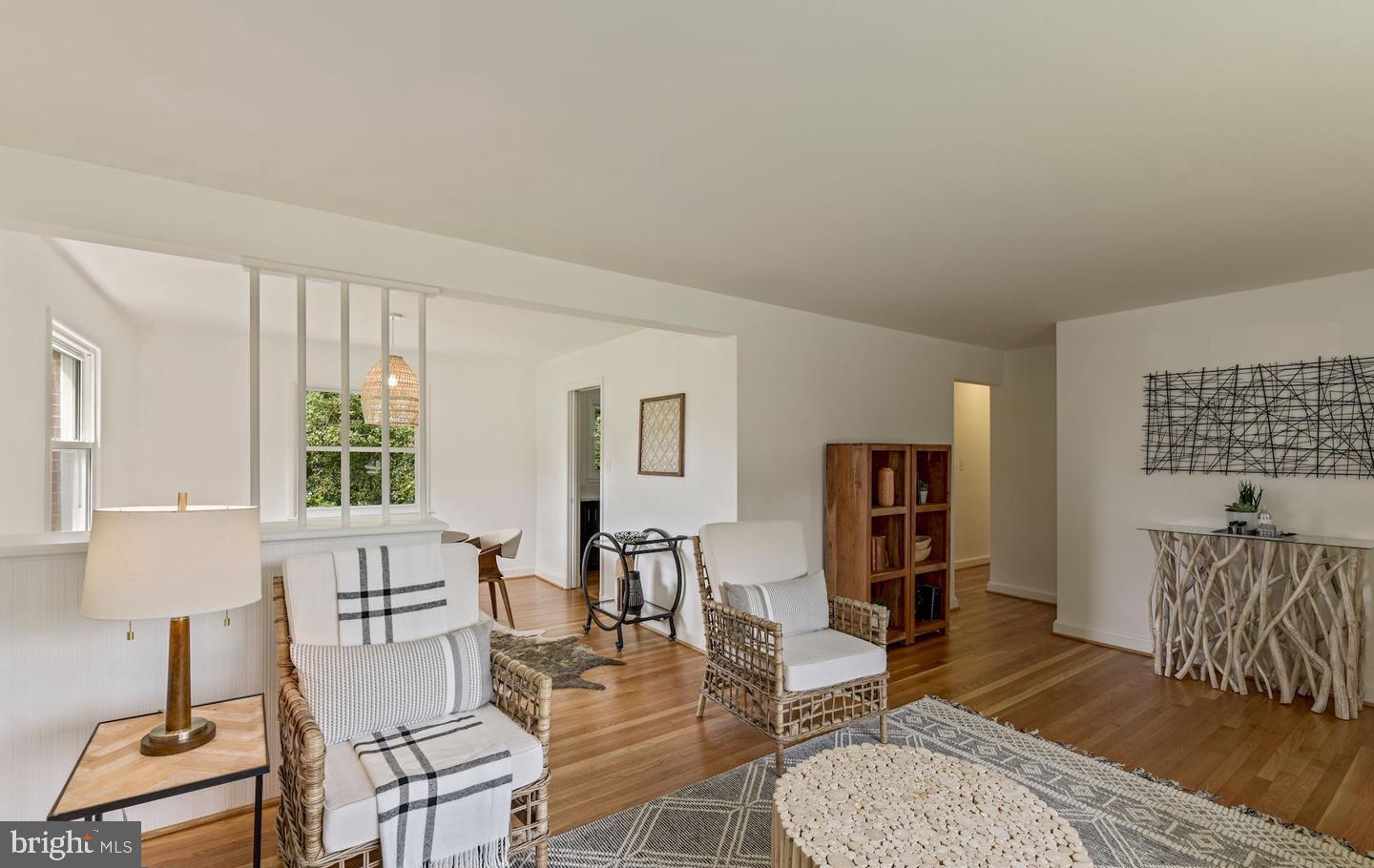 LINCOLNIA HILLS - Residential Lease