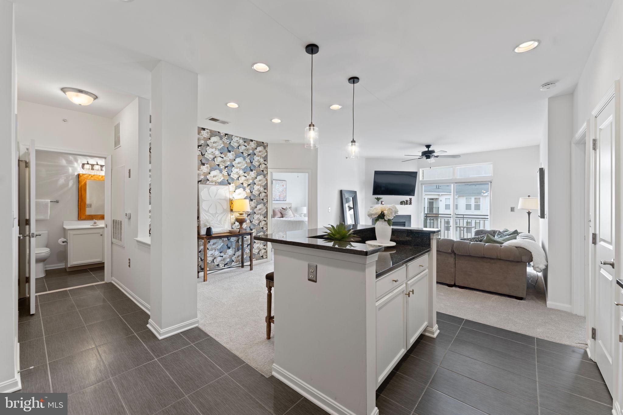 HALSTEAD AT THE METRO - Residential