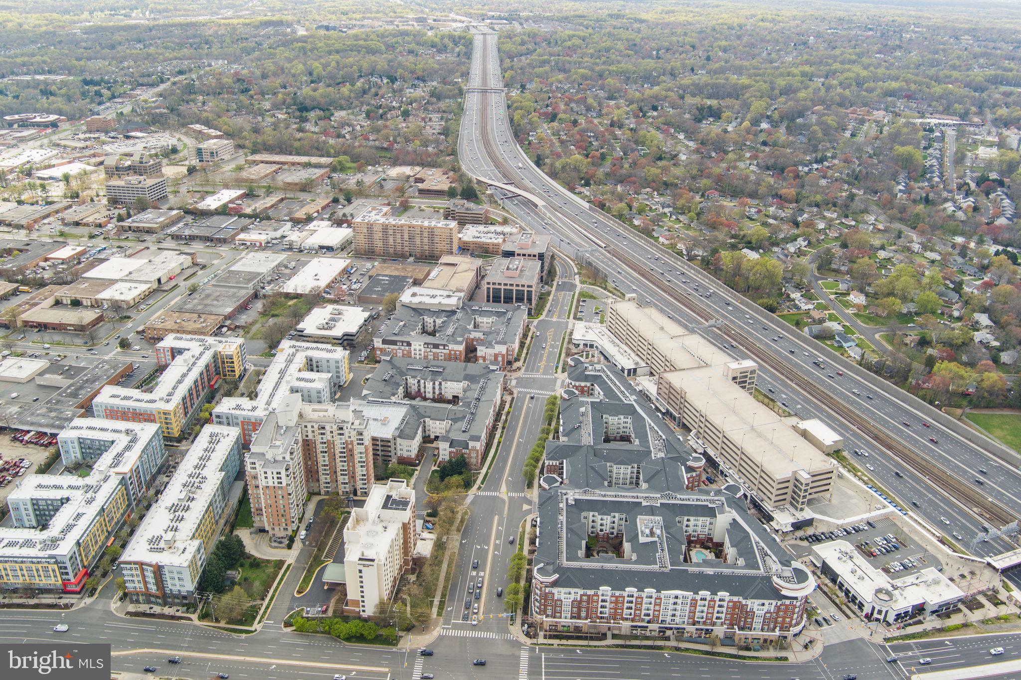 HALSTEAD AT THE METRO - Residential