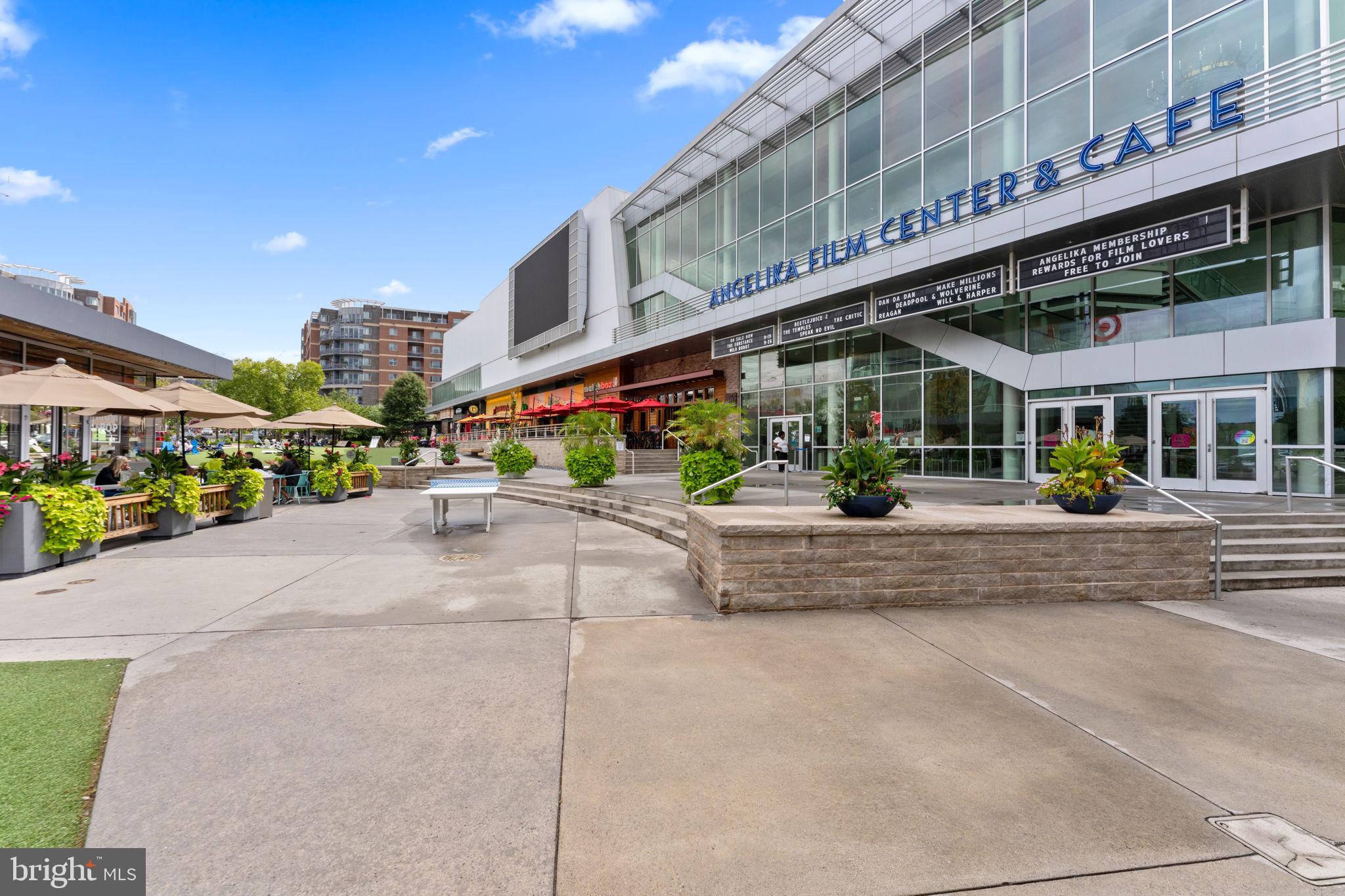 HALSTEAD AT THE METRO - Residential