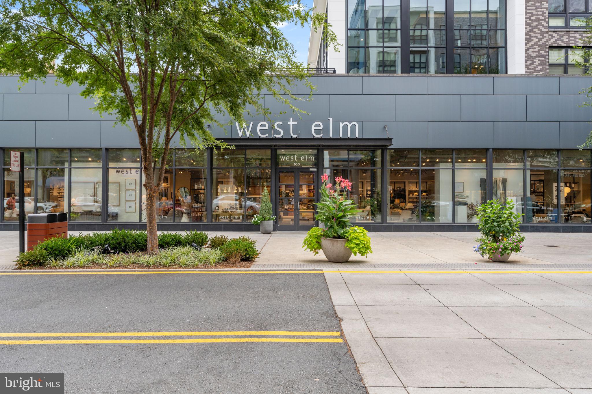 HALSTEAD AT THE METRO - Residential