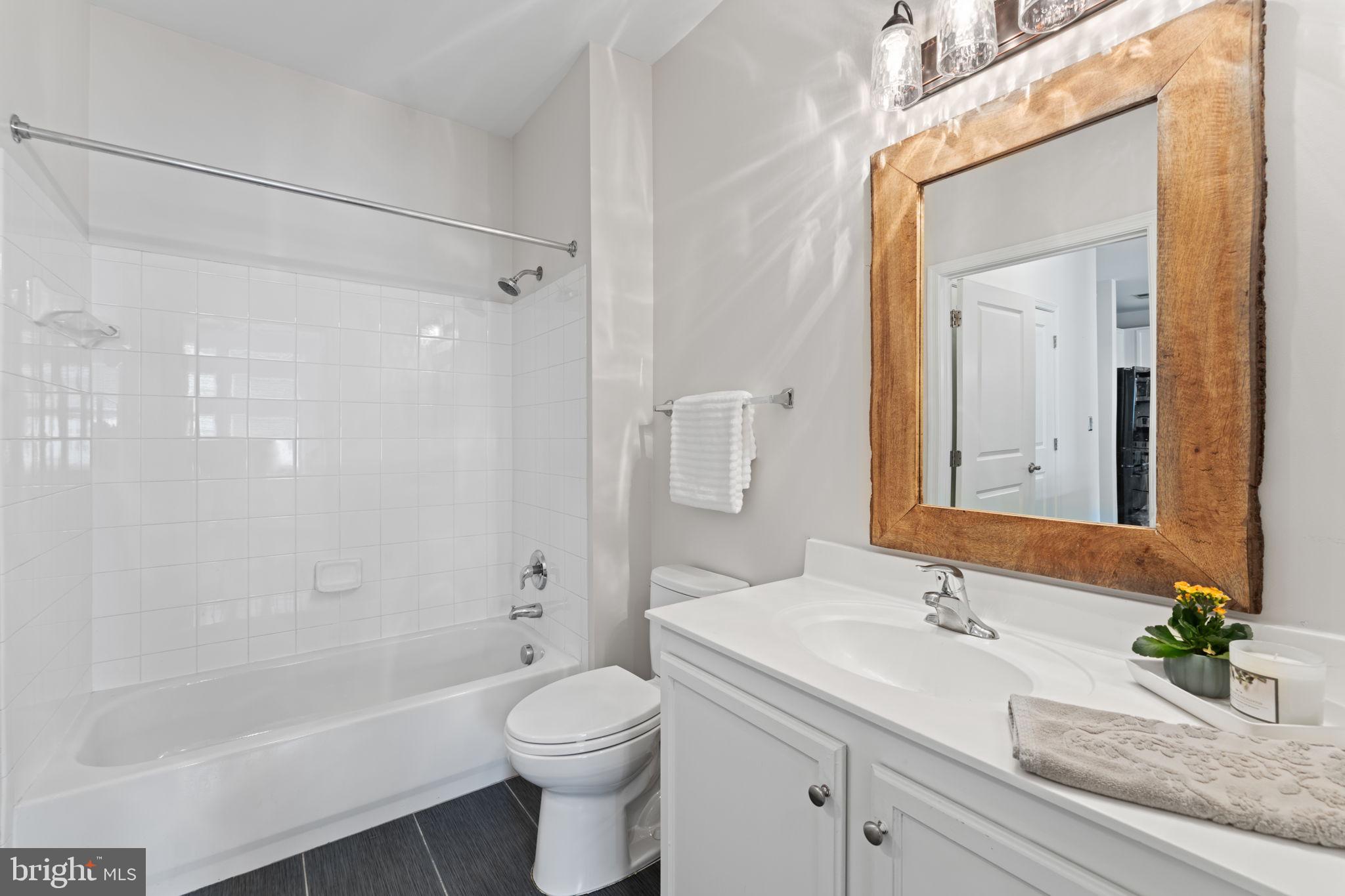 HALSTEAD AT THE METRO - Residential