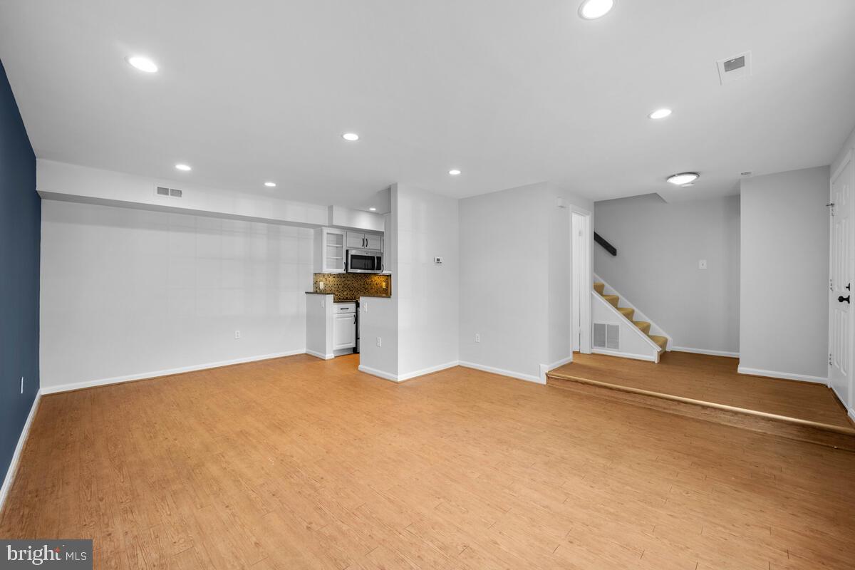 10129 GREEN HOLLY TERRACE