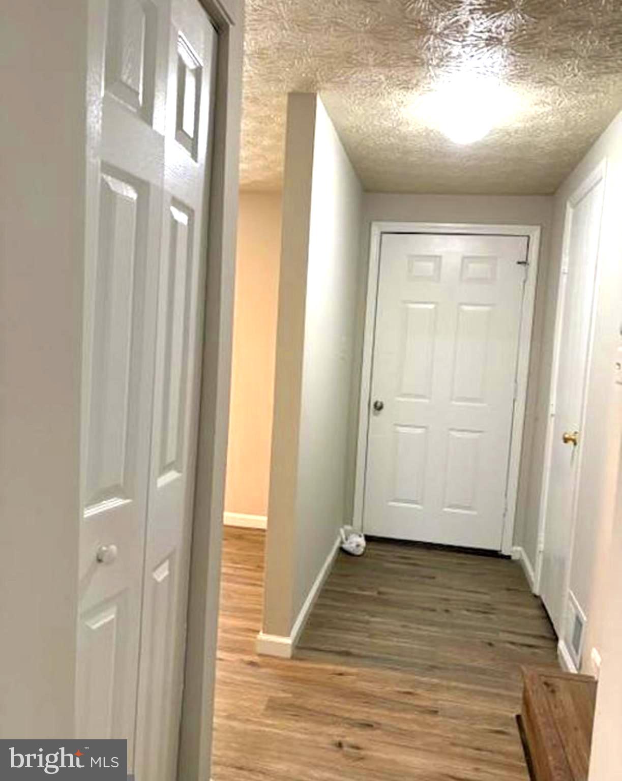 LONG REACH - Residential Lease