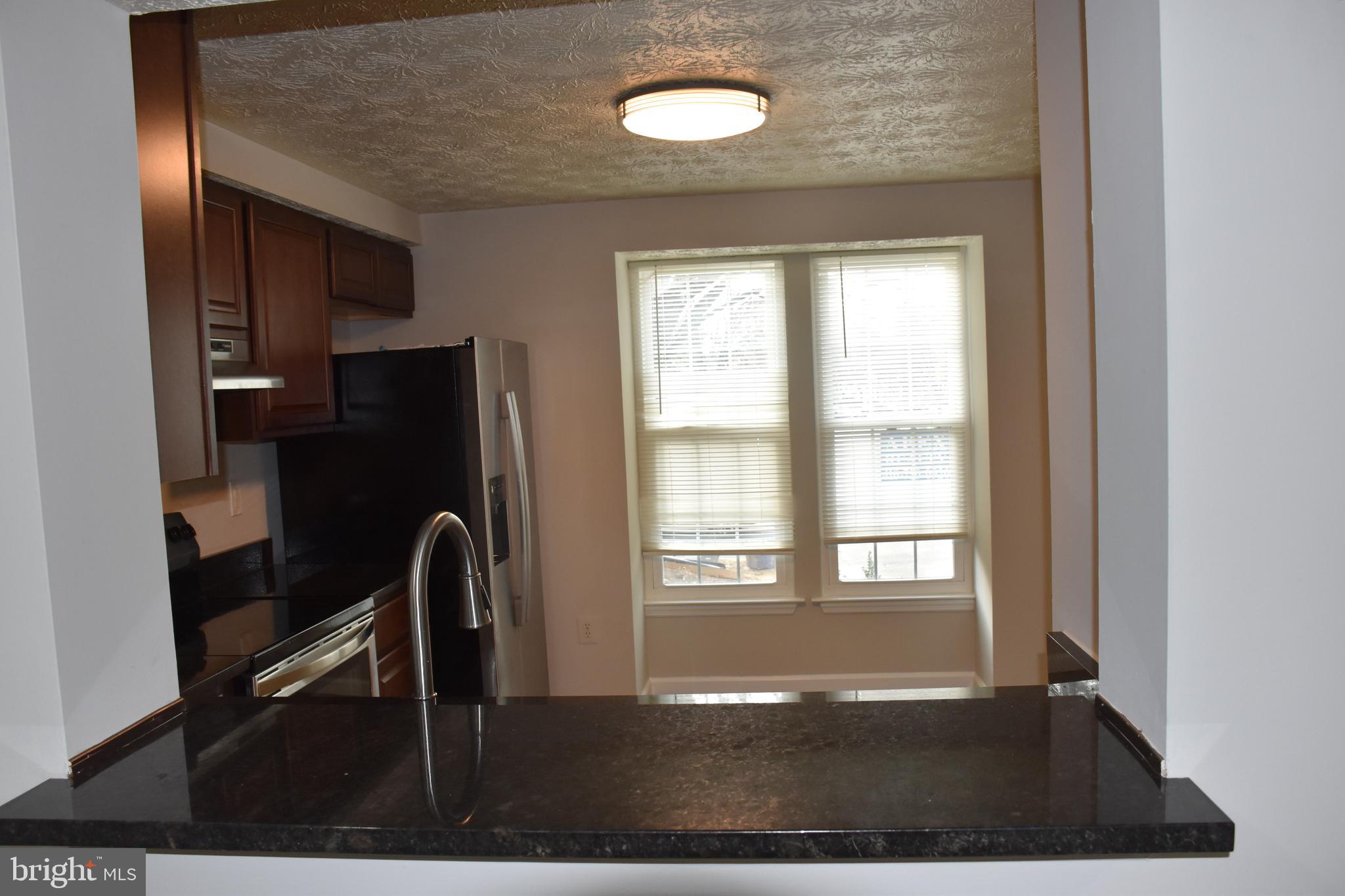 LONG REACH - Residential Lease