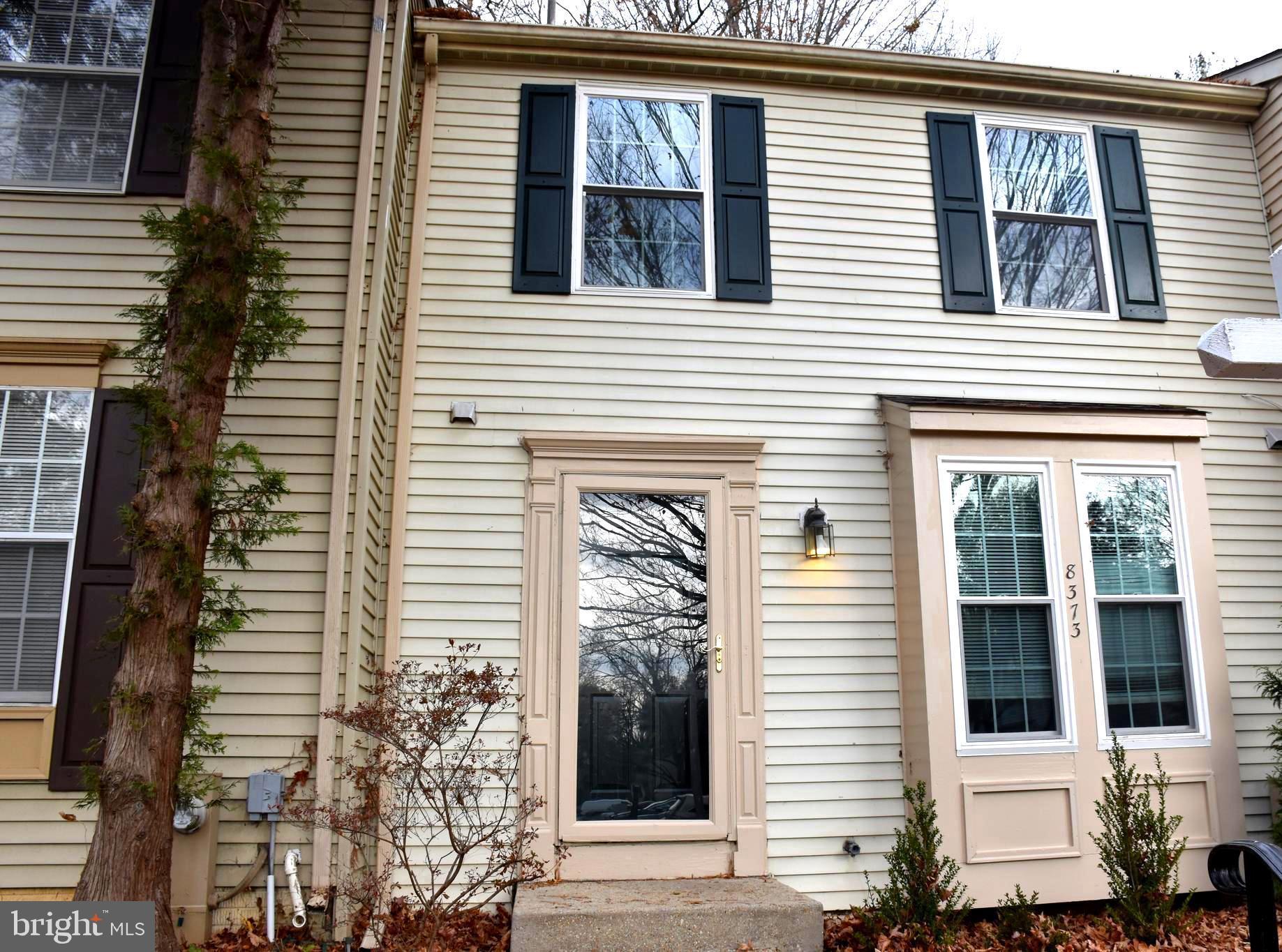 LONG REACH - Residential Lease