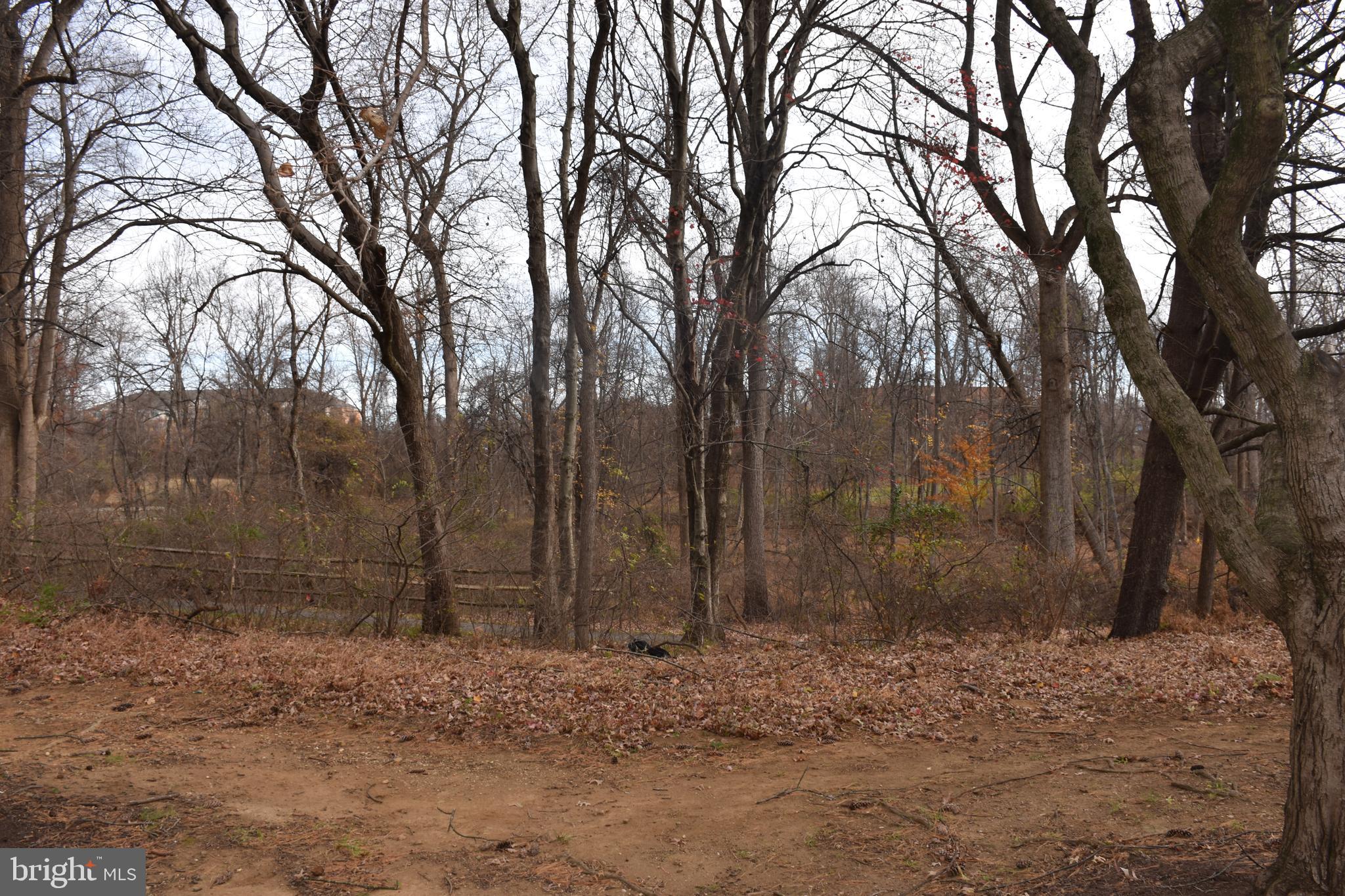 LONG REACH - Residential Lease